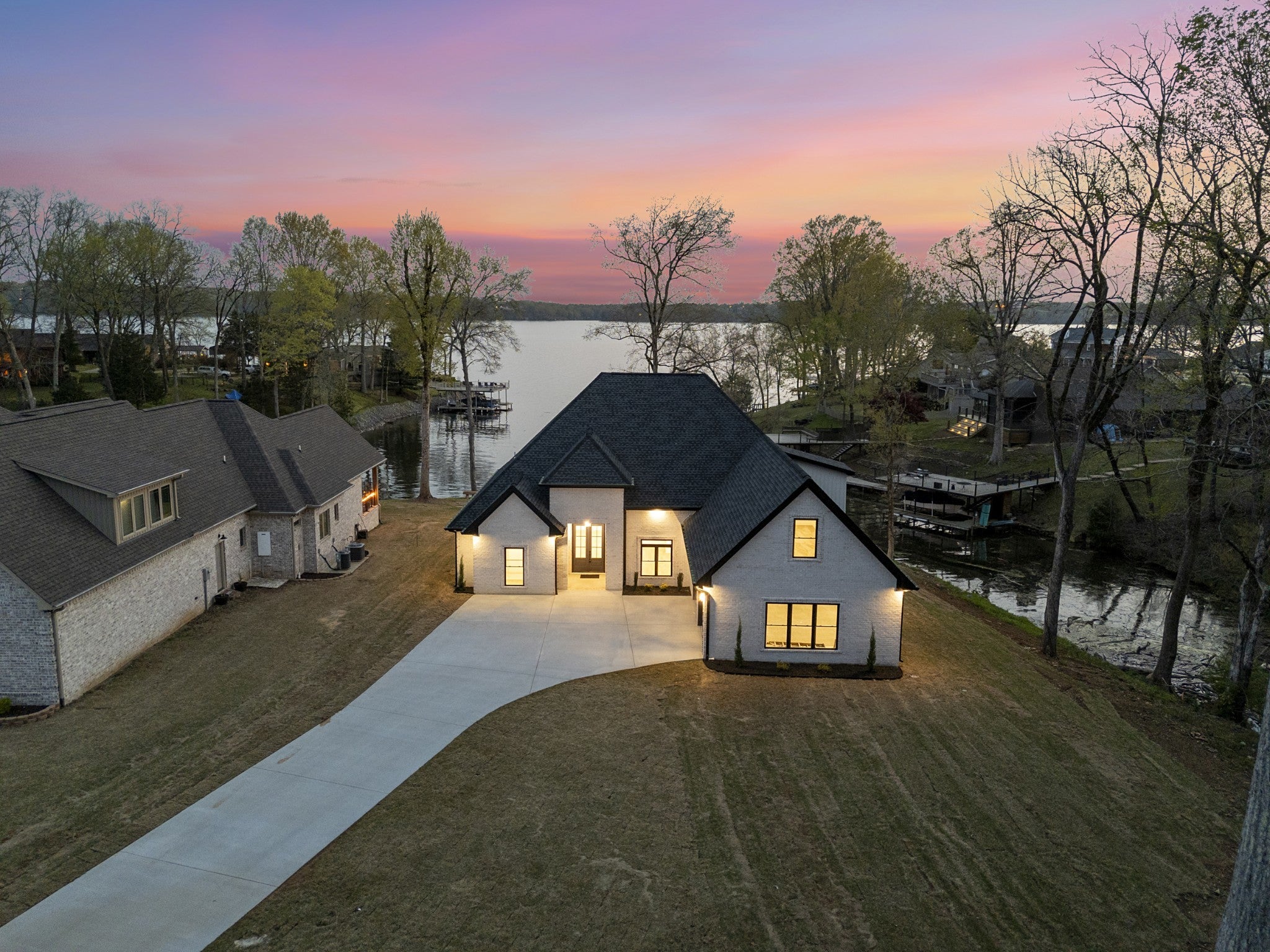 Photo of Listing #2896849