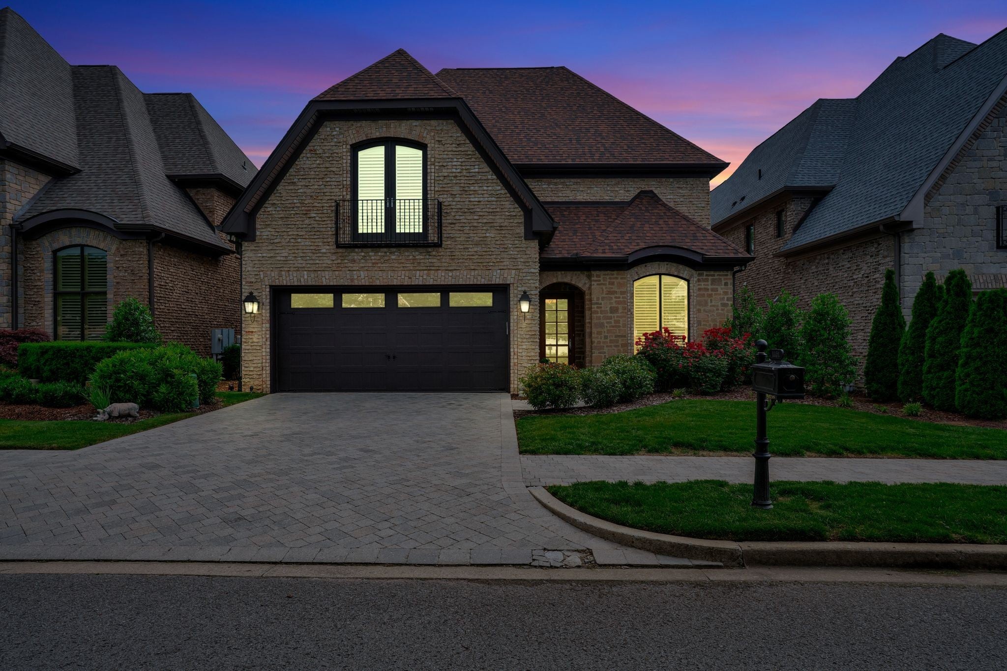 Photo of Listing #2896898