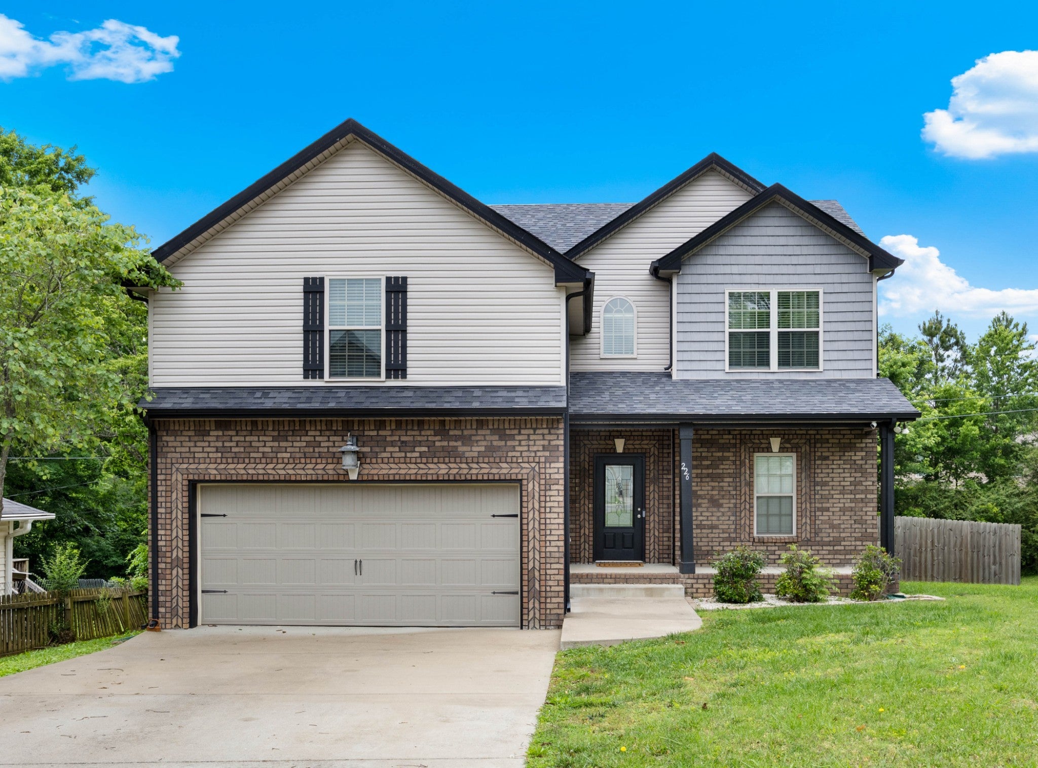 Photo of Listing #2896904