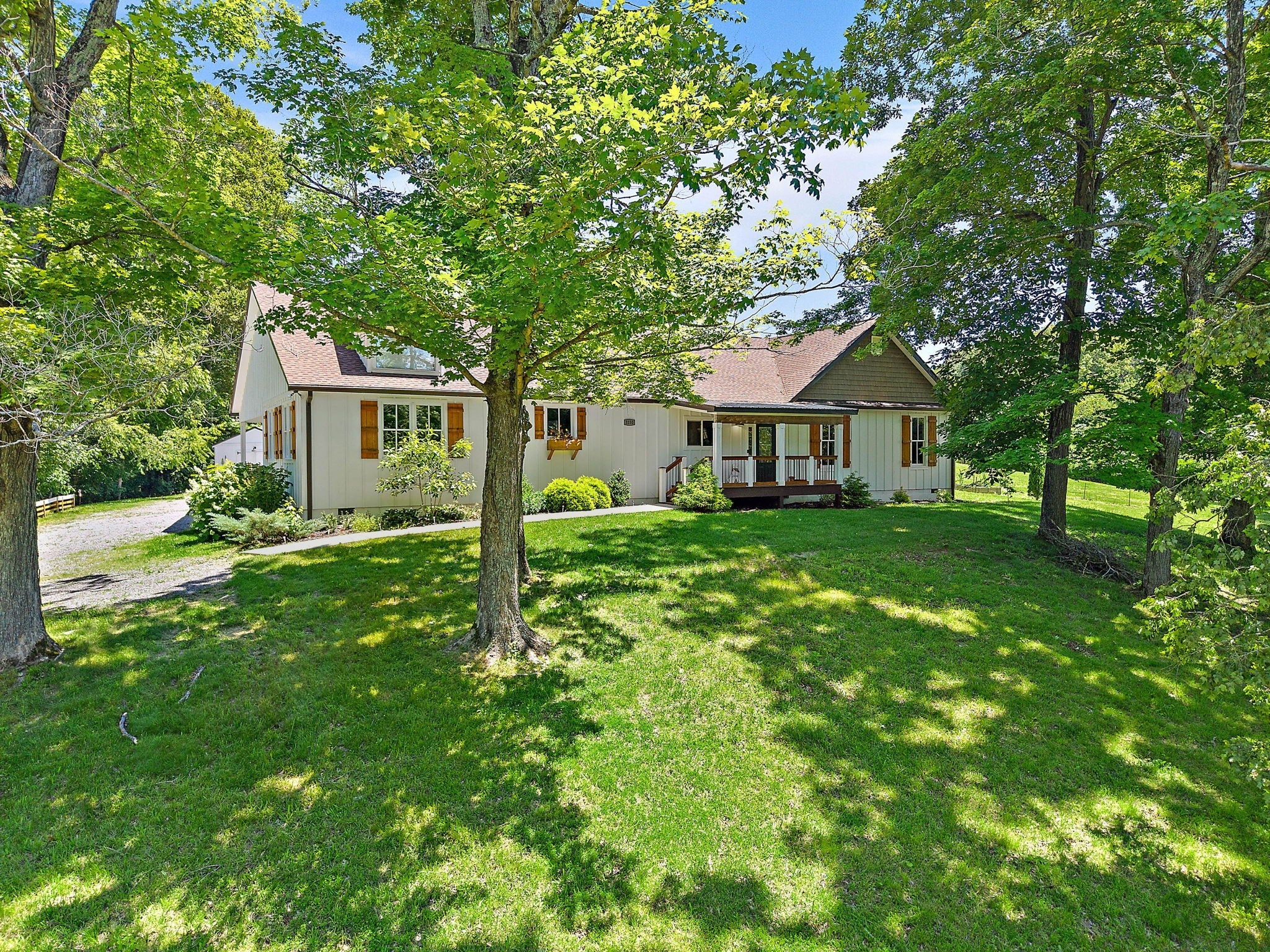 Photo of Listing #2896928