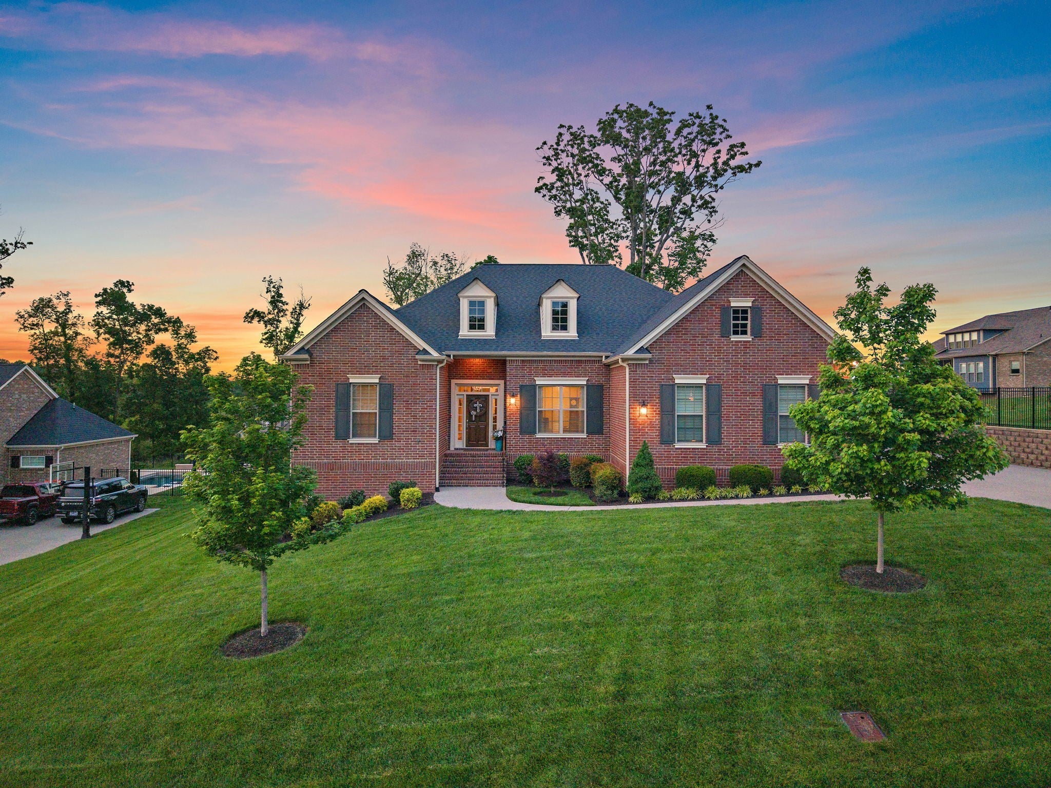 Photo of Listing #2896936