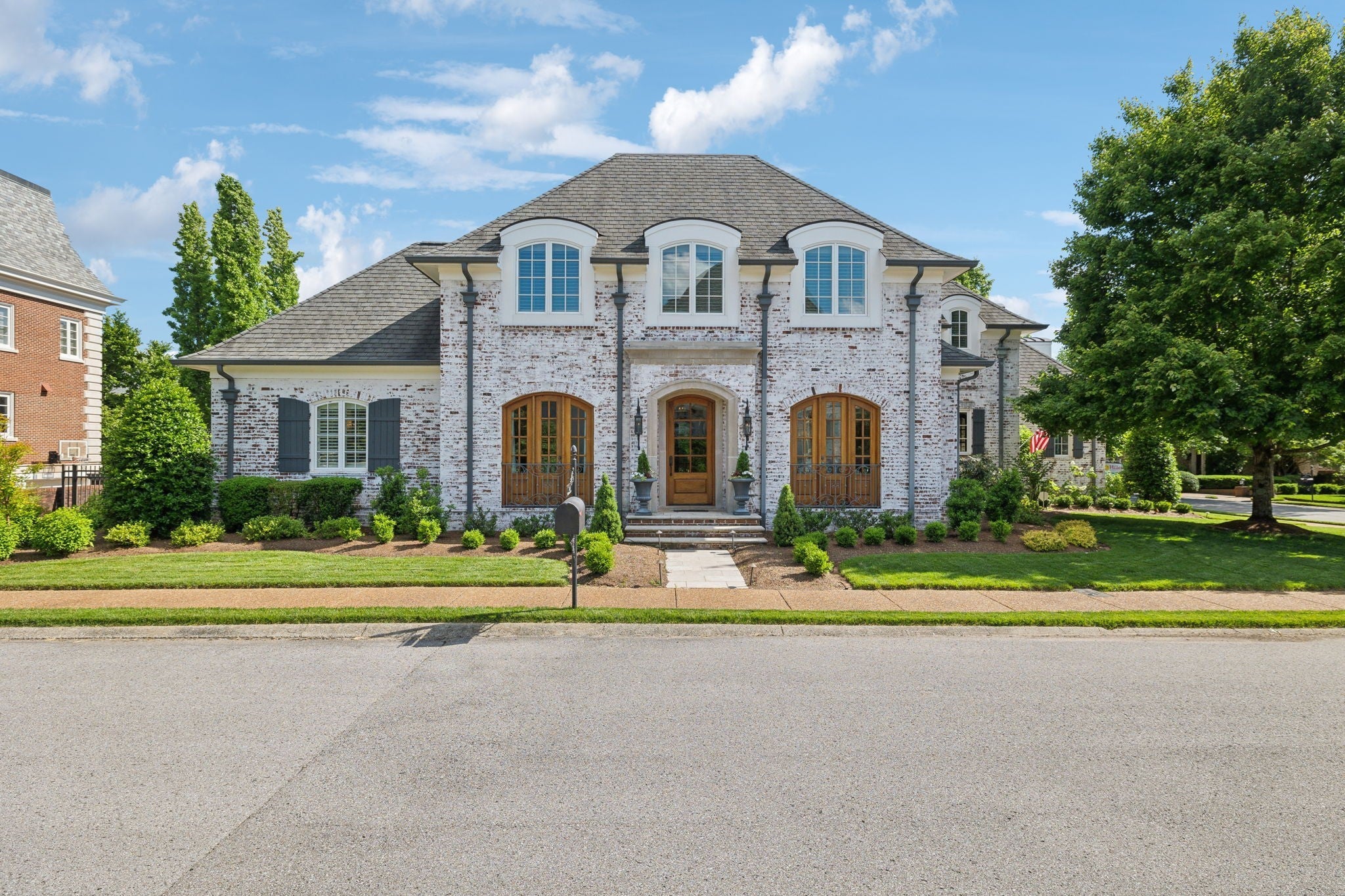 Photo of Listing #2897207
