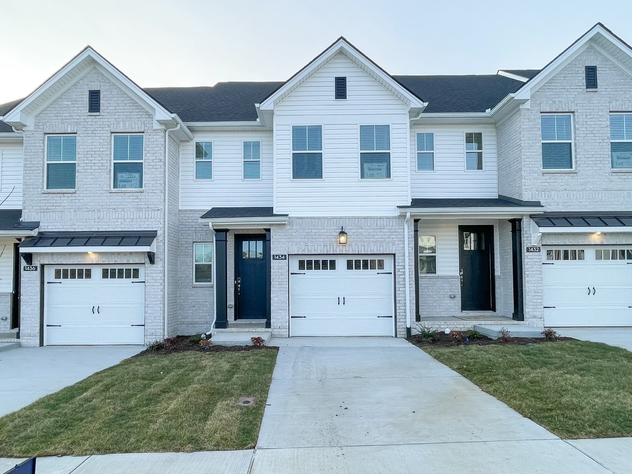 Photo of Listing #2897253