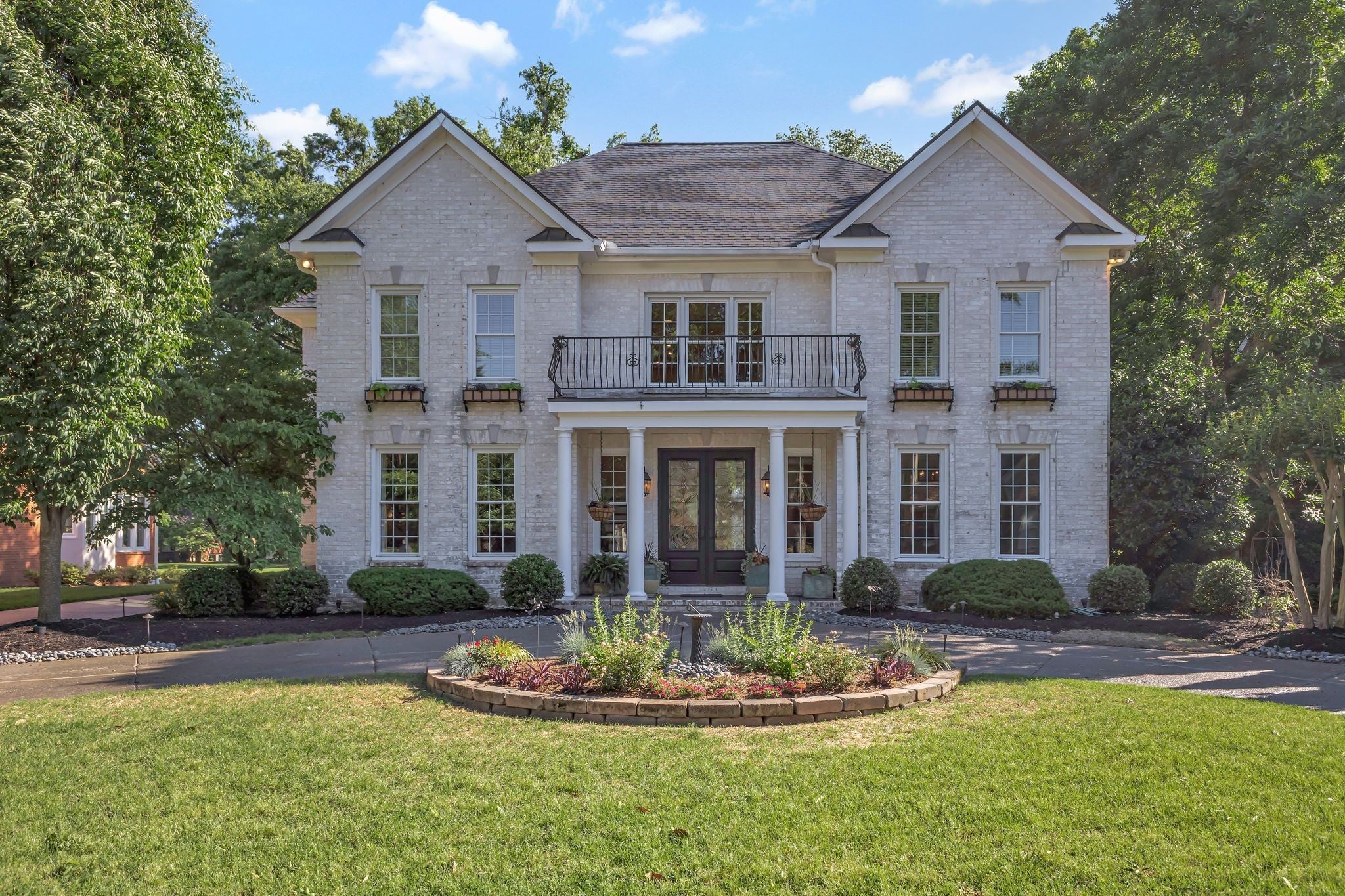 Photo of Listing #2897294