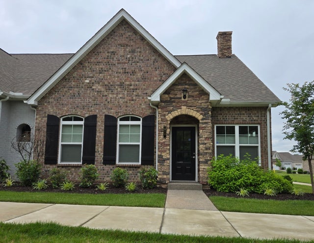 312 Buckner Cir, Mount Juliet