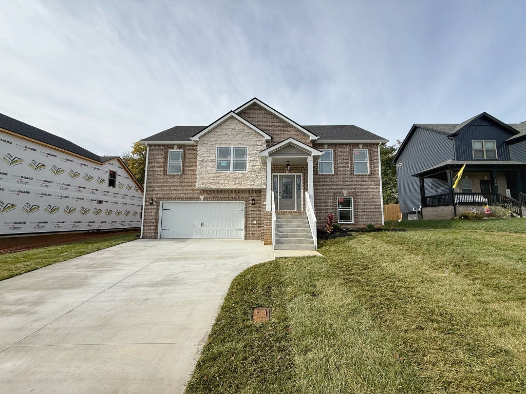 209 Griffey Estates, Clarksville