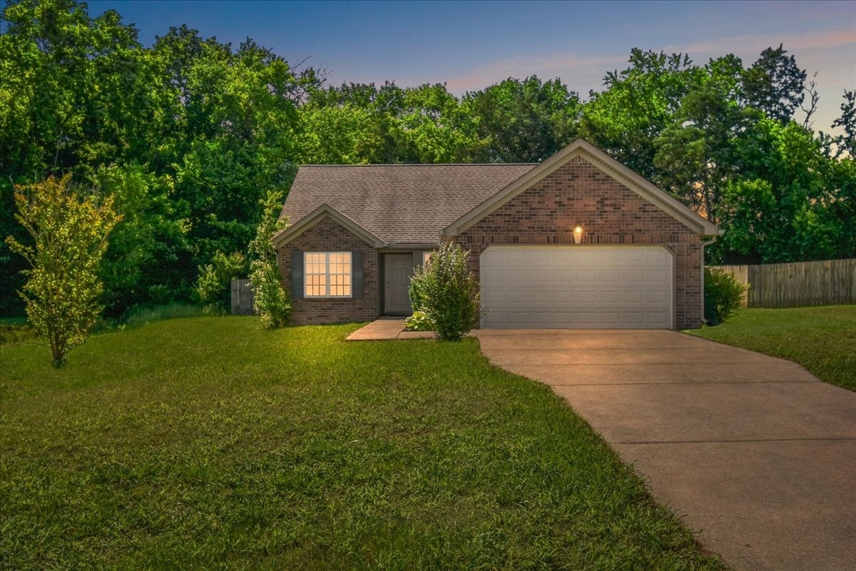 Photo of Listing #2897729