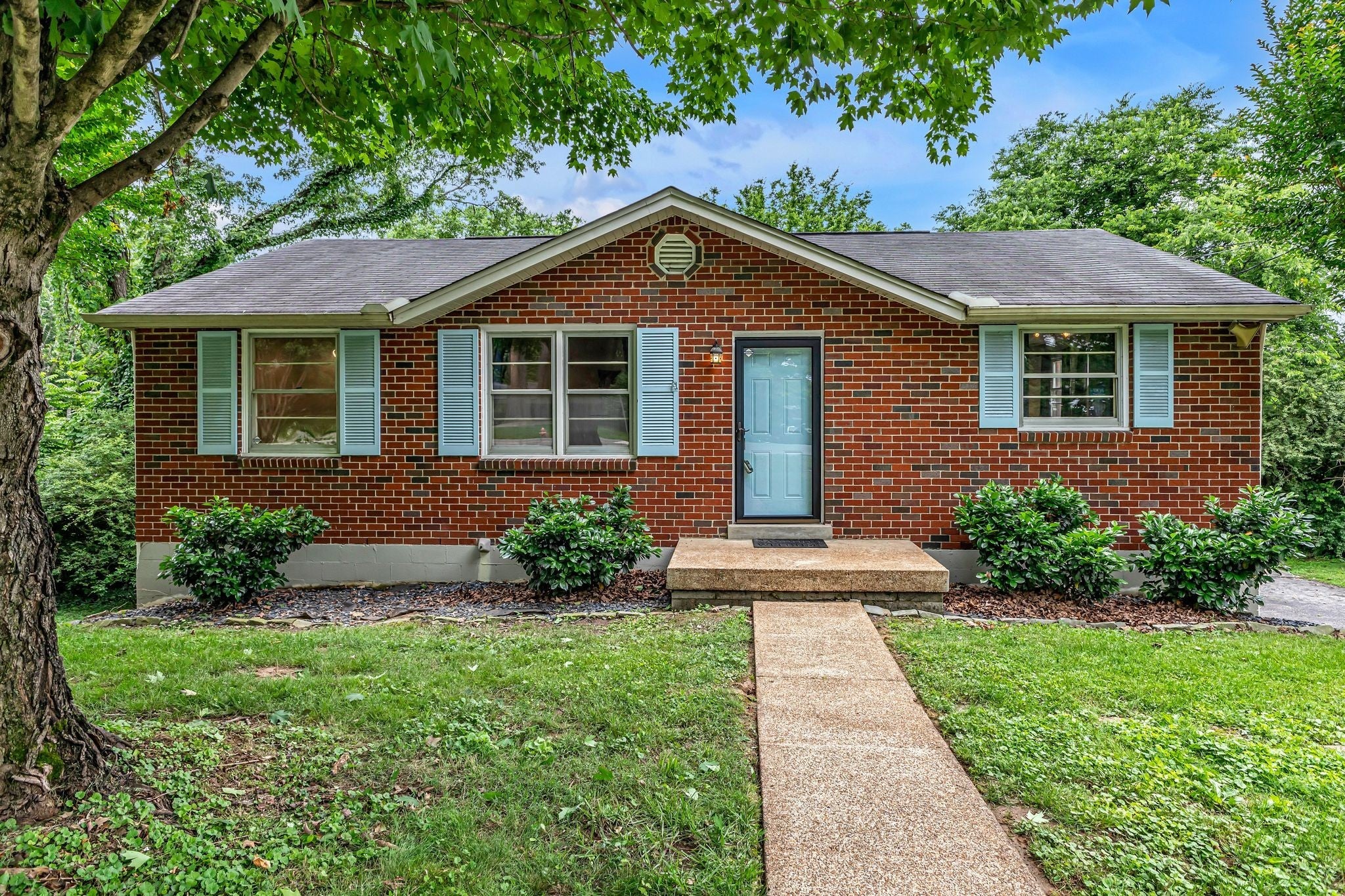 Photo of Listing #2897932