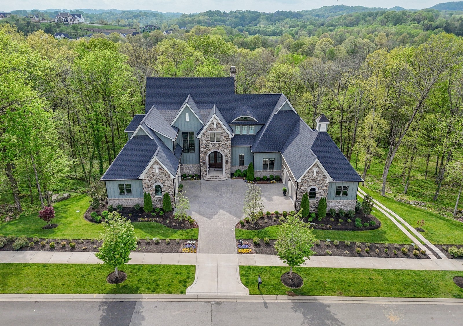 Photo of Listing #2898078