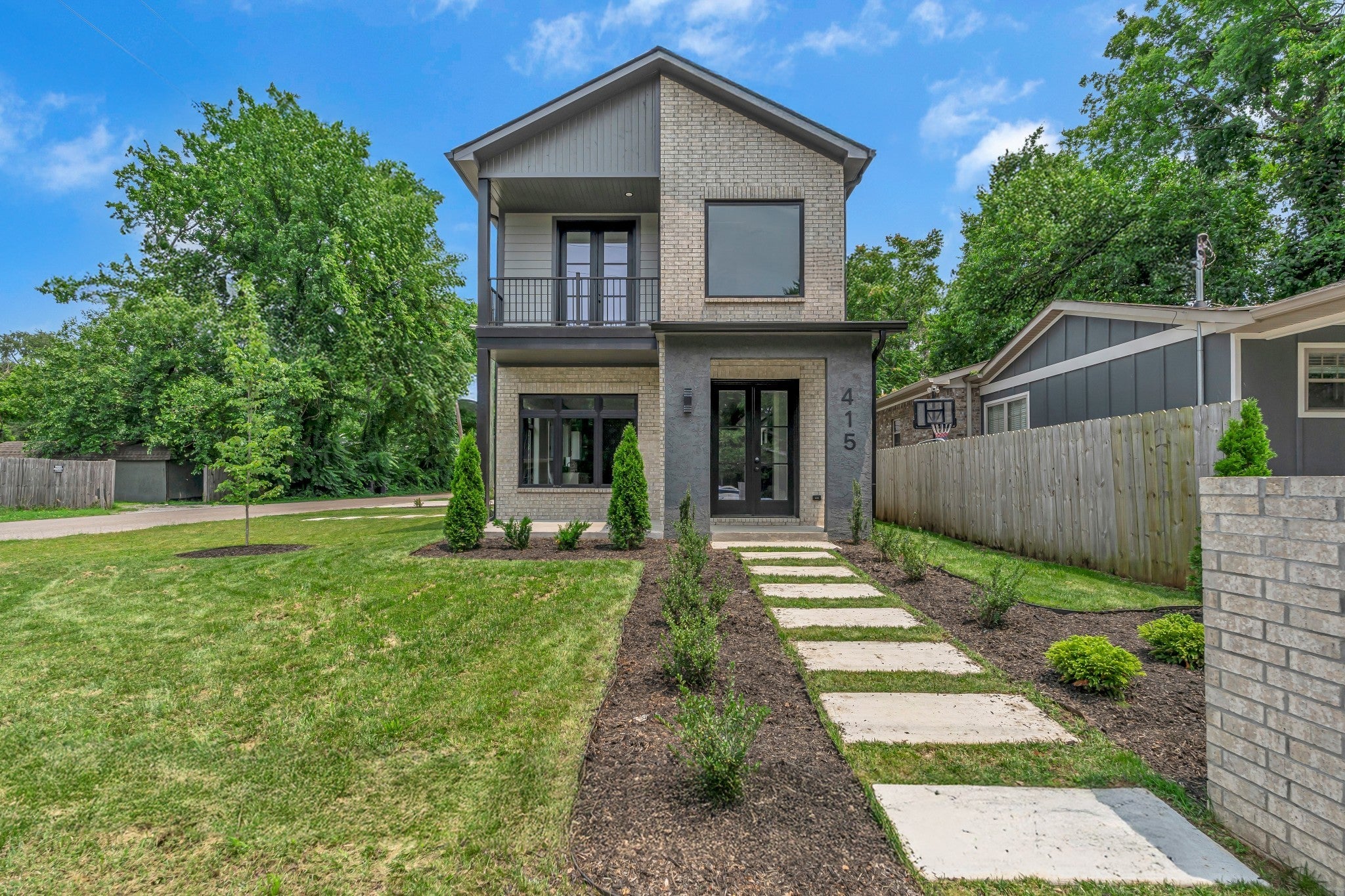 Photo of Listing #2898158
