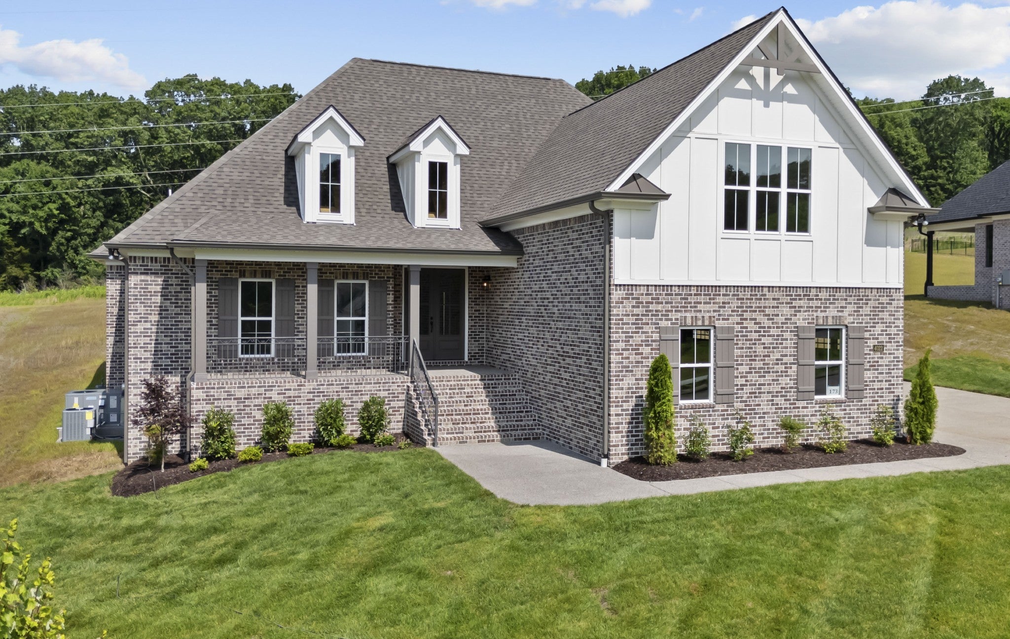 Photo of Listing #2898374