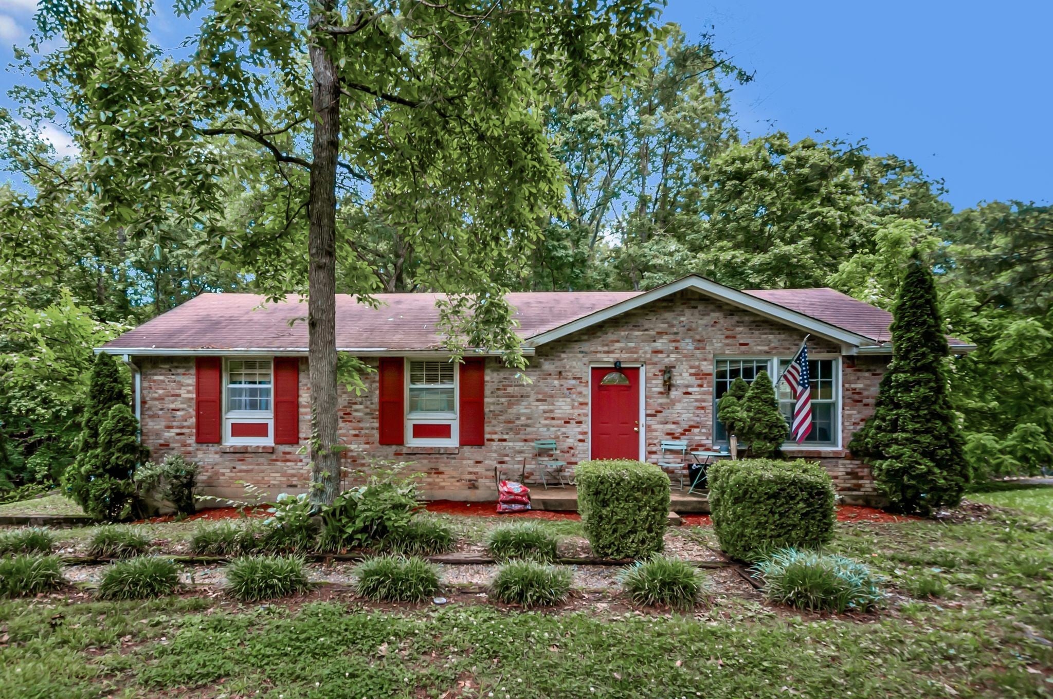 Photo of Listing #2898420