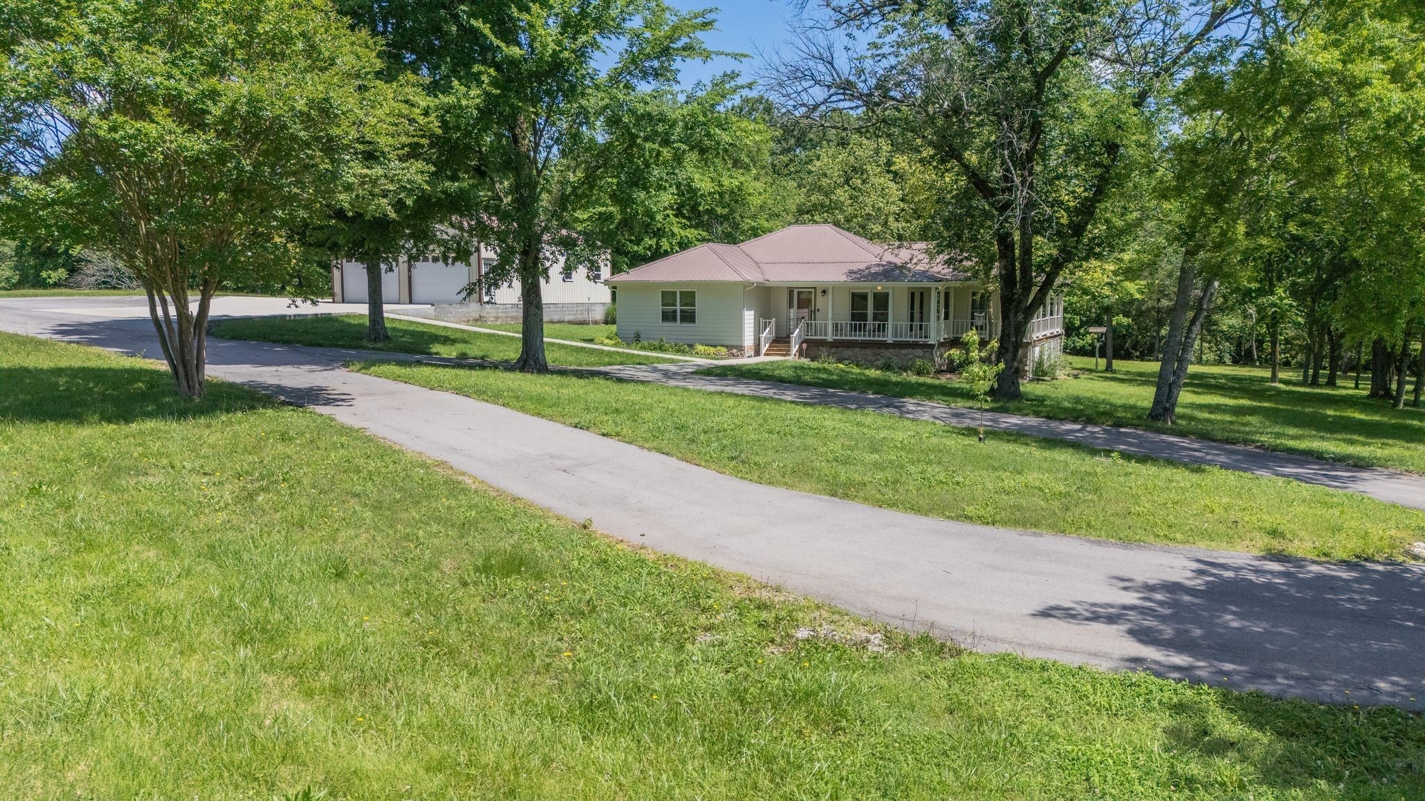 Photo of Listing #2898497