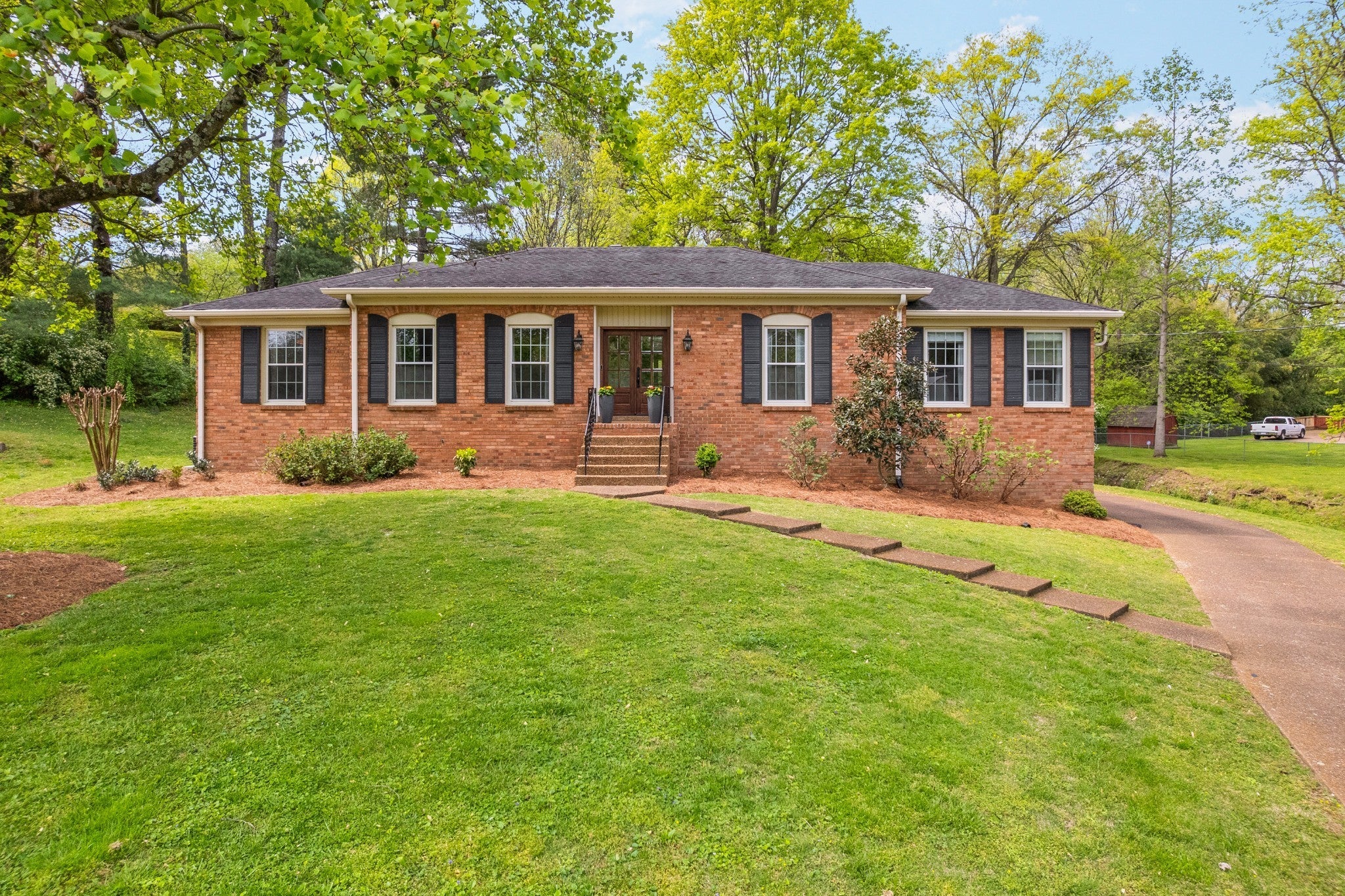 Photo of Listing #2898523