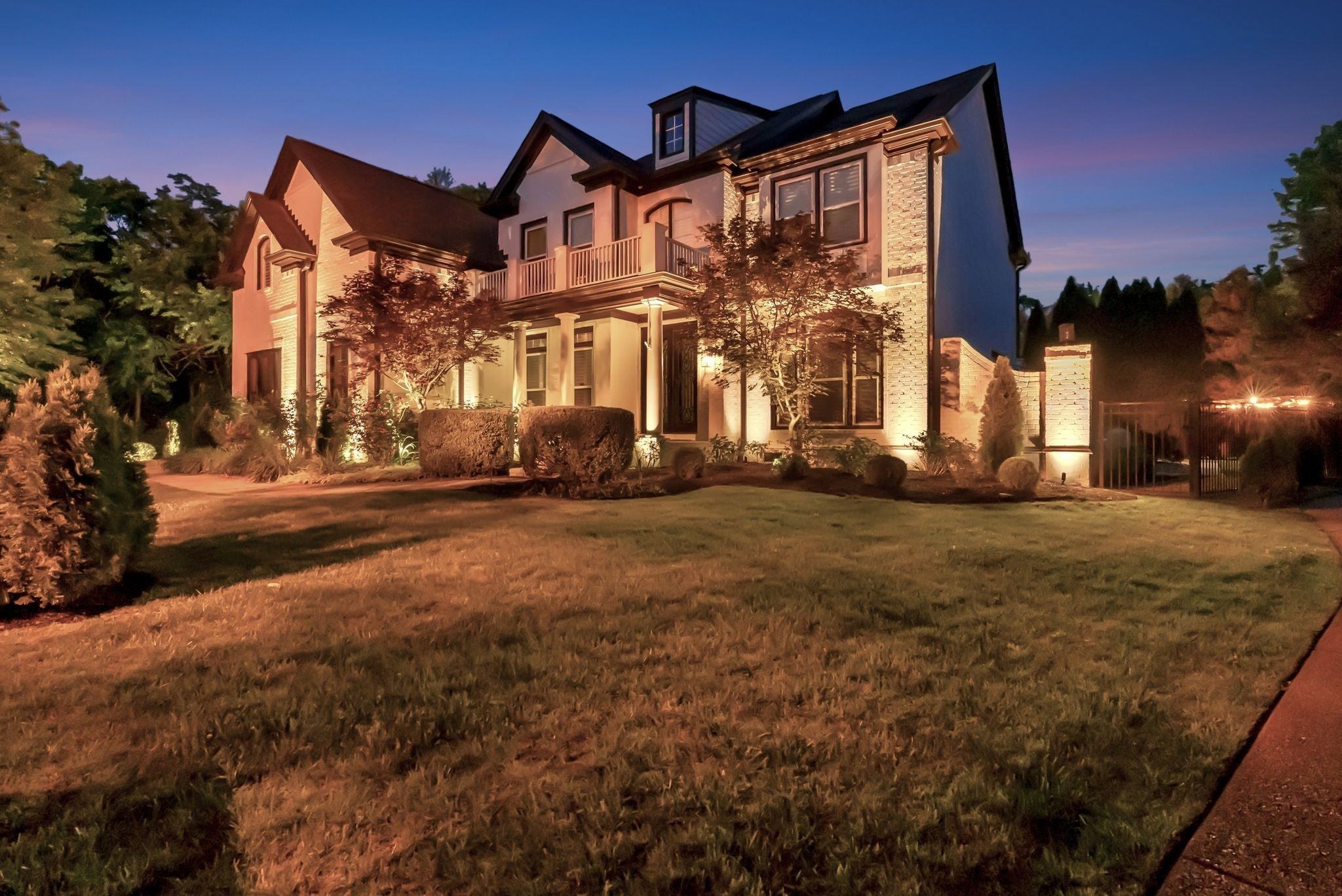 Photo of Listing #2898851