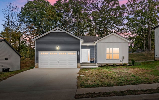 221 Wayne Hall Road, Clarksville