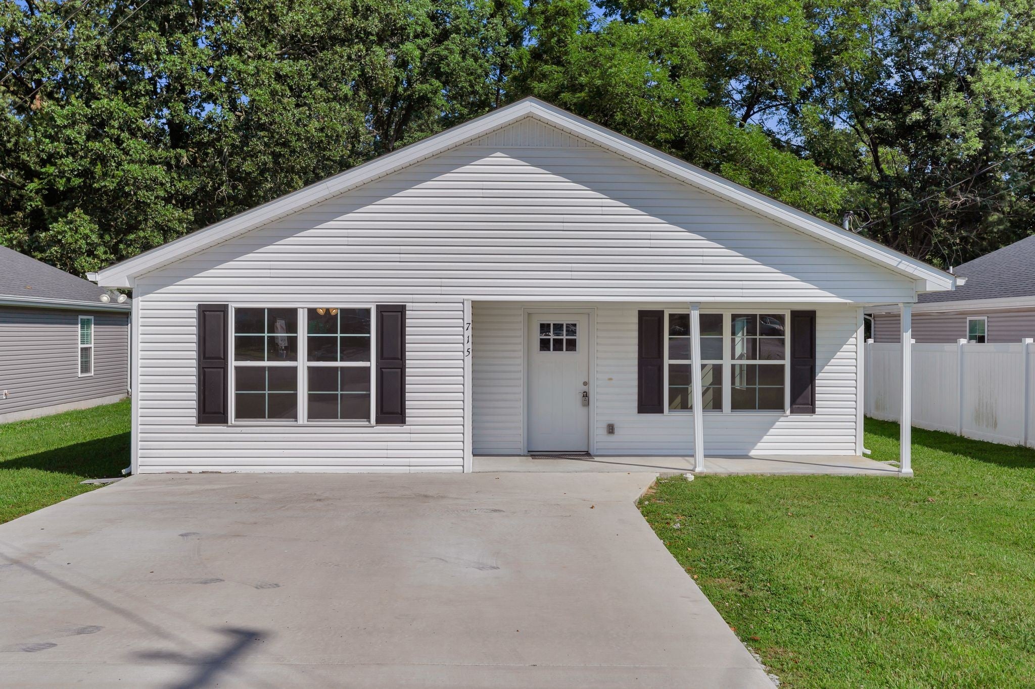 Photo of Listing #2899048
