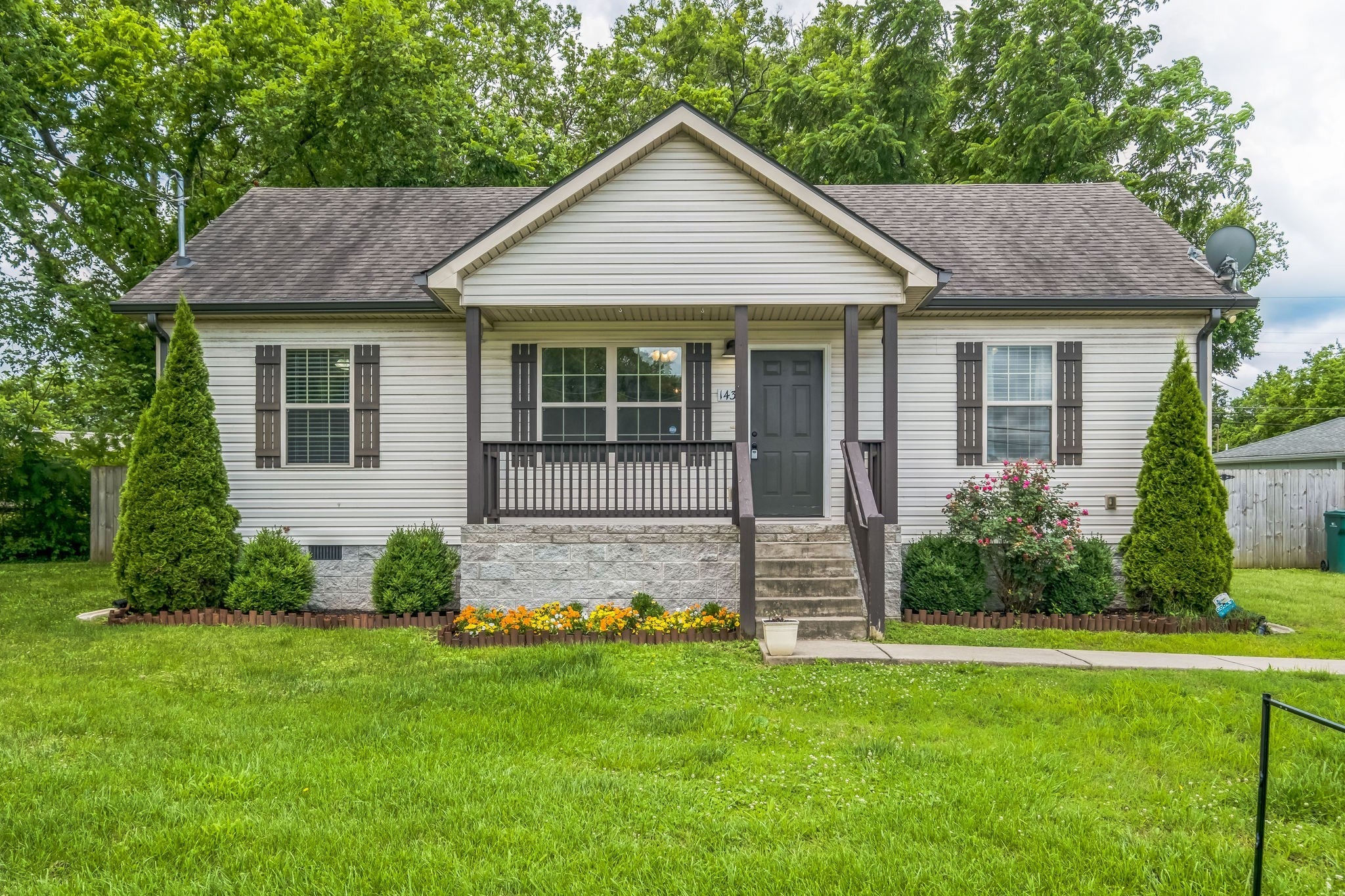 Photo of Listing #2899287