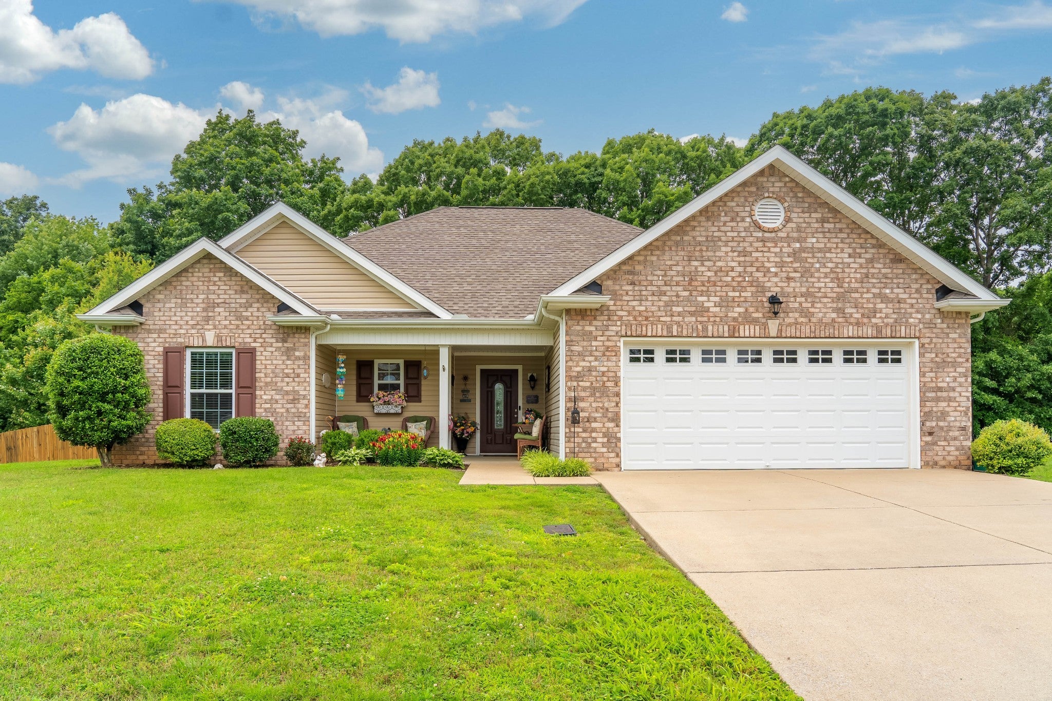 Photo of Listing #2899333