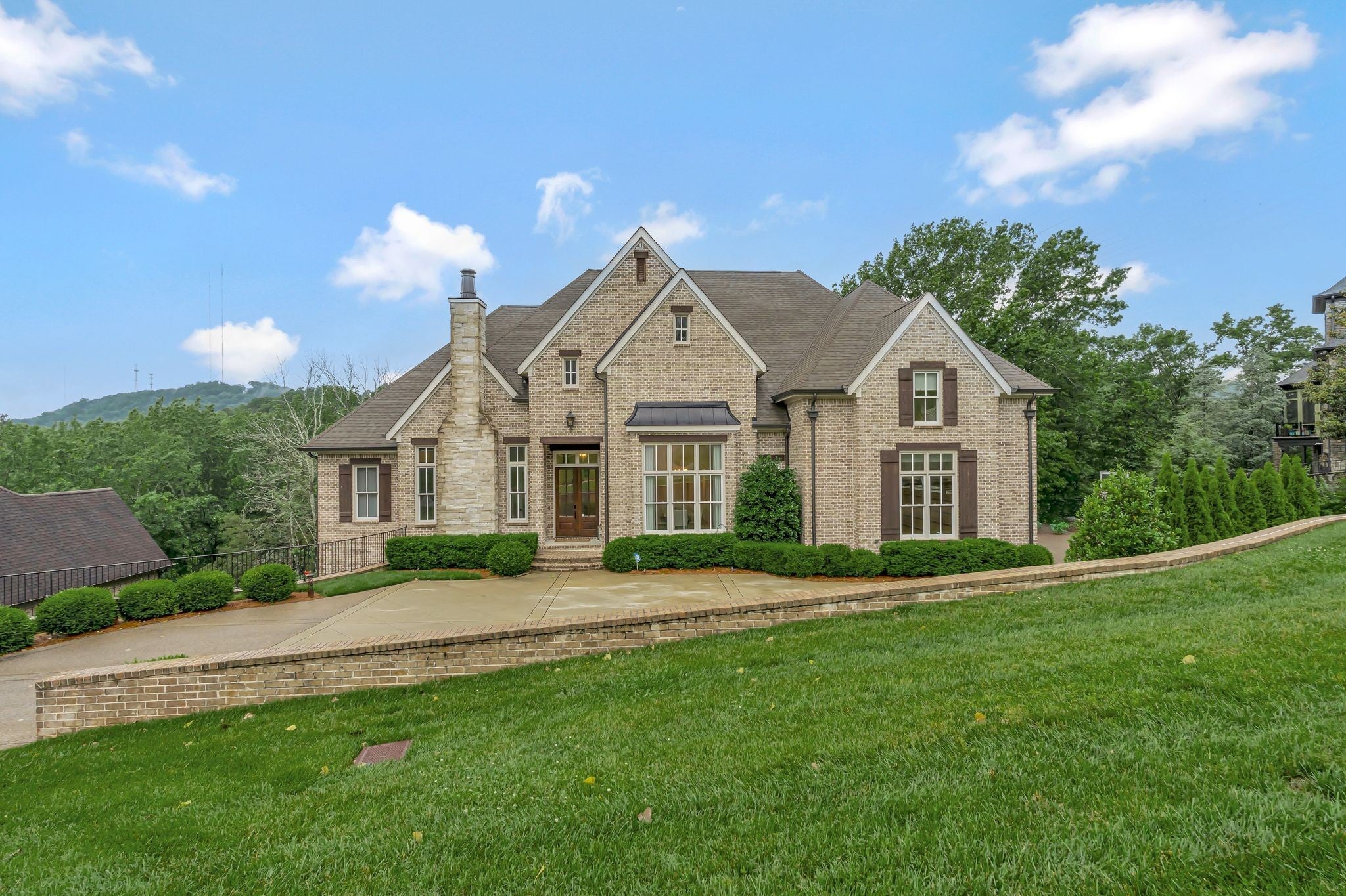 Photo of Listing #2899380