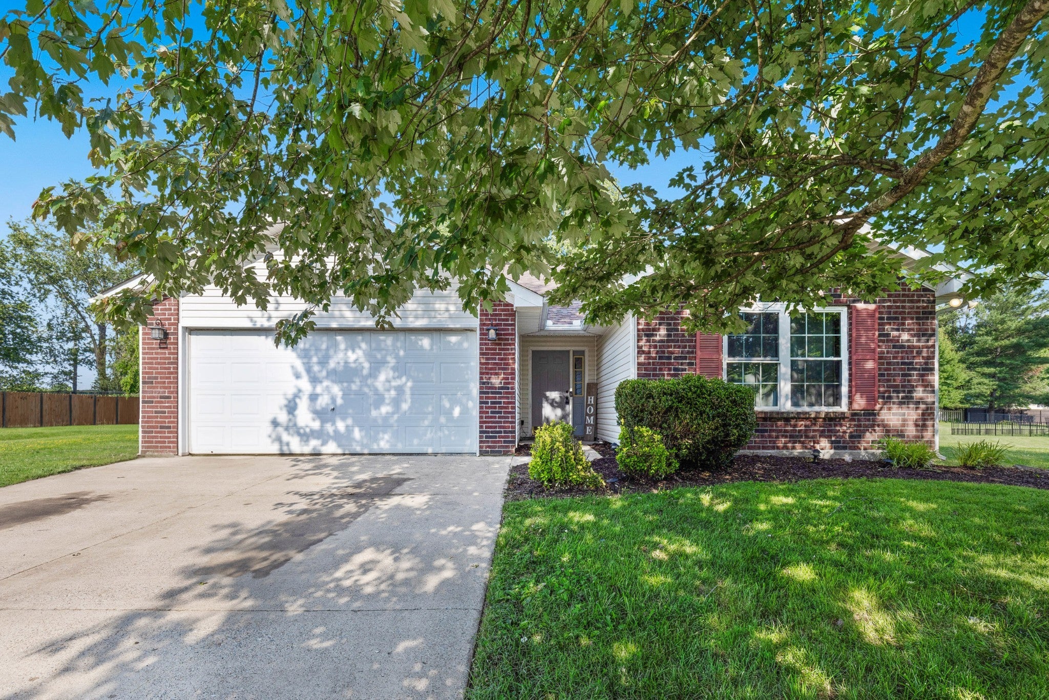 Photo of Listing #2899427