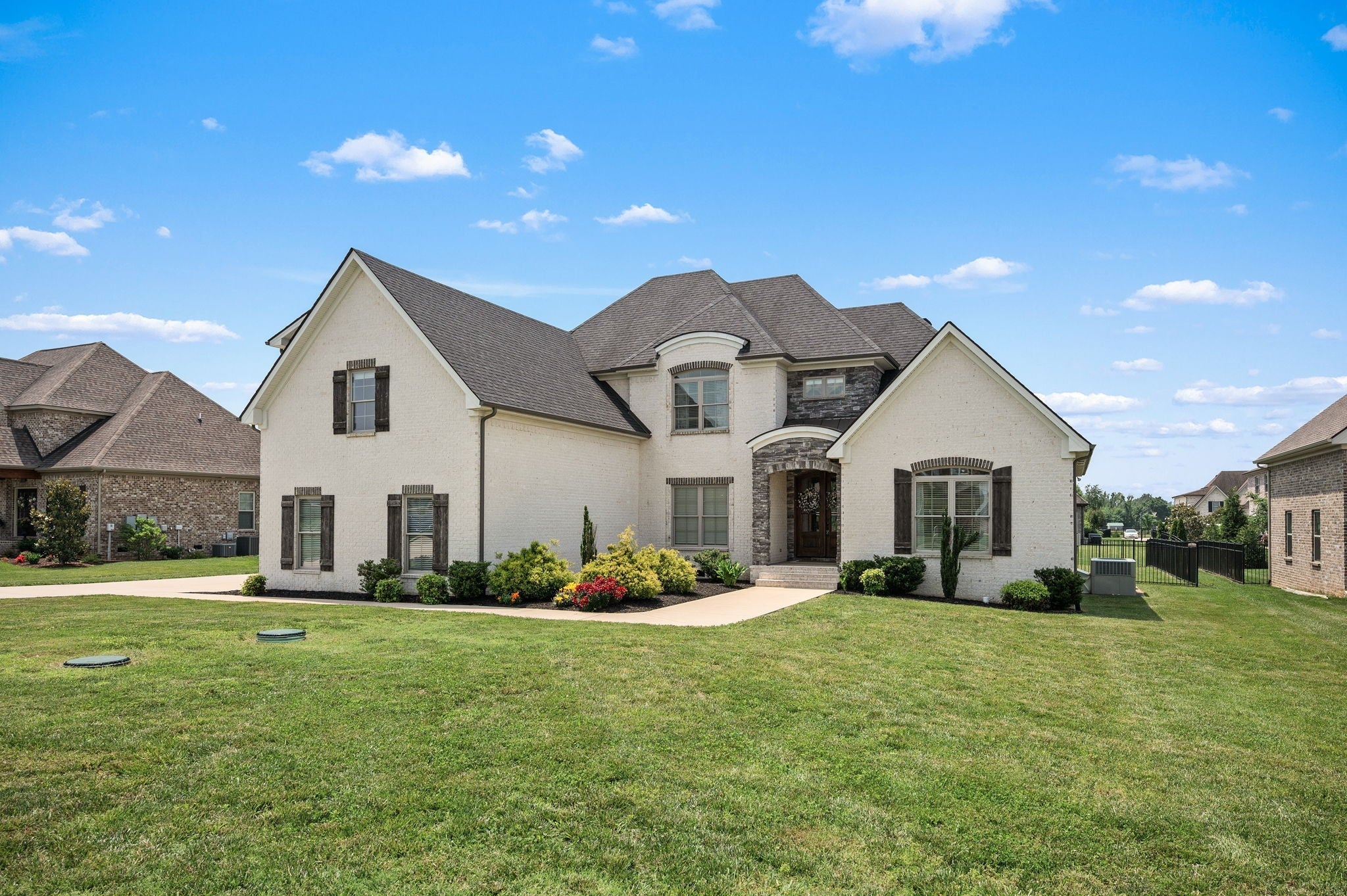 Photo of Listing #2899498