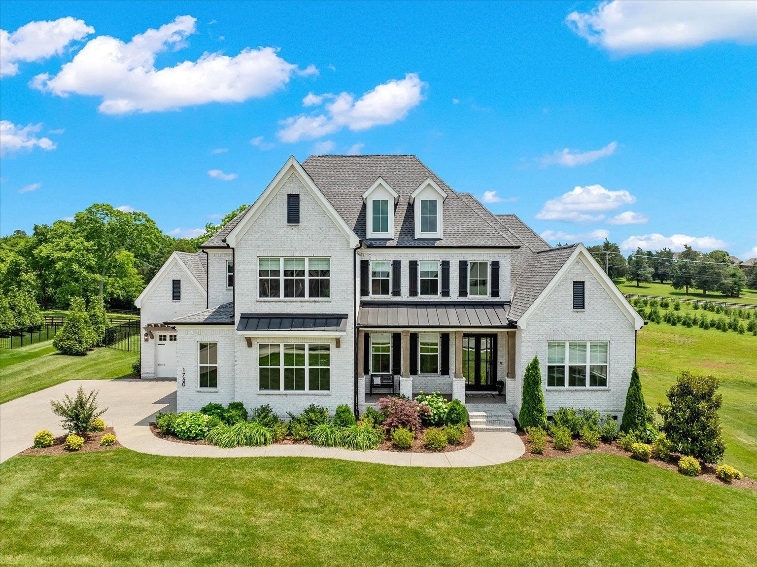 Photo of Listing #2899717