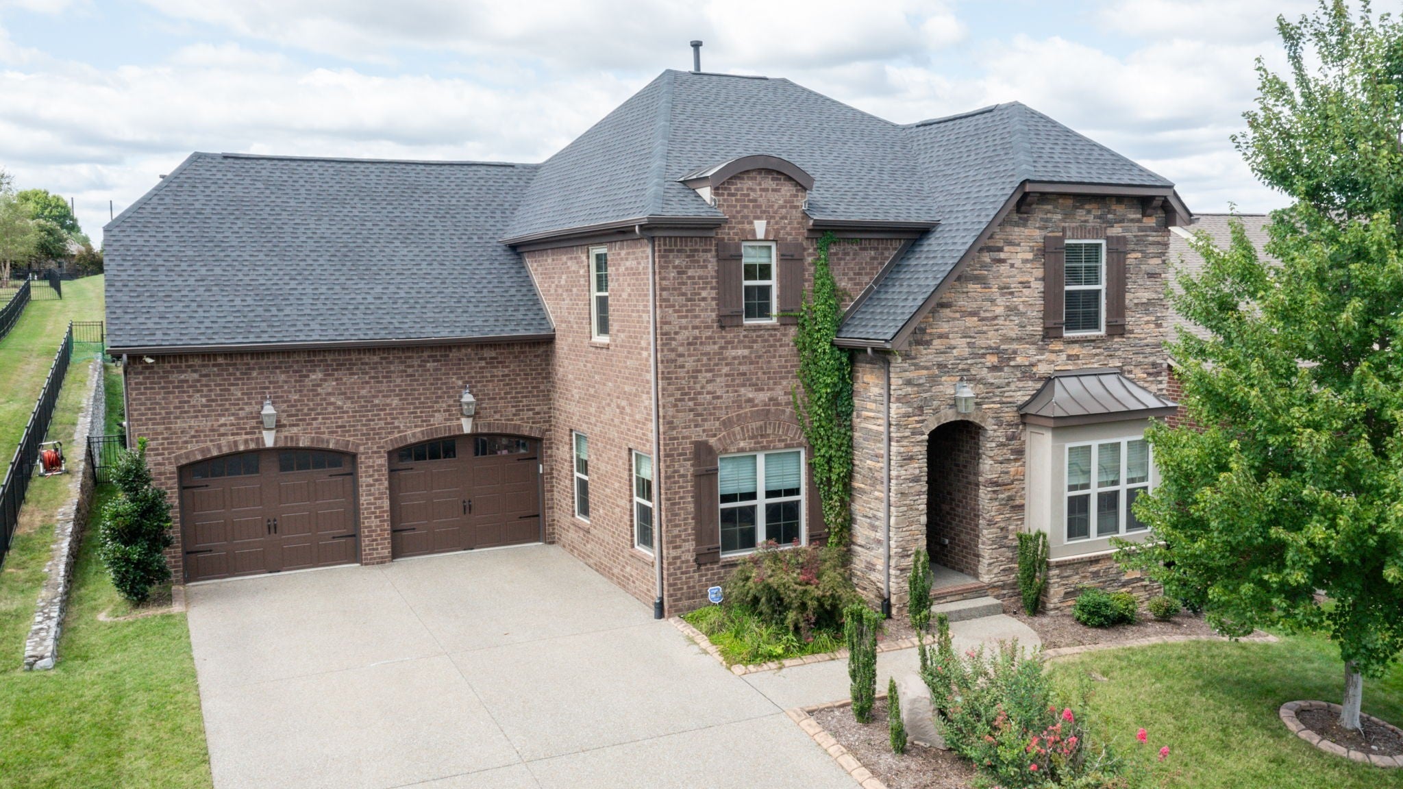 Photo of Listing #2899889