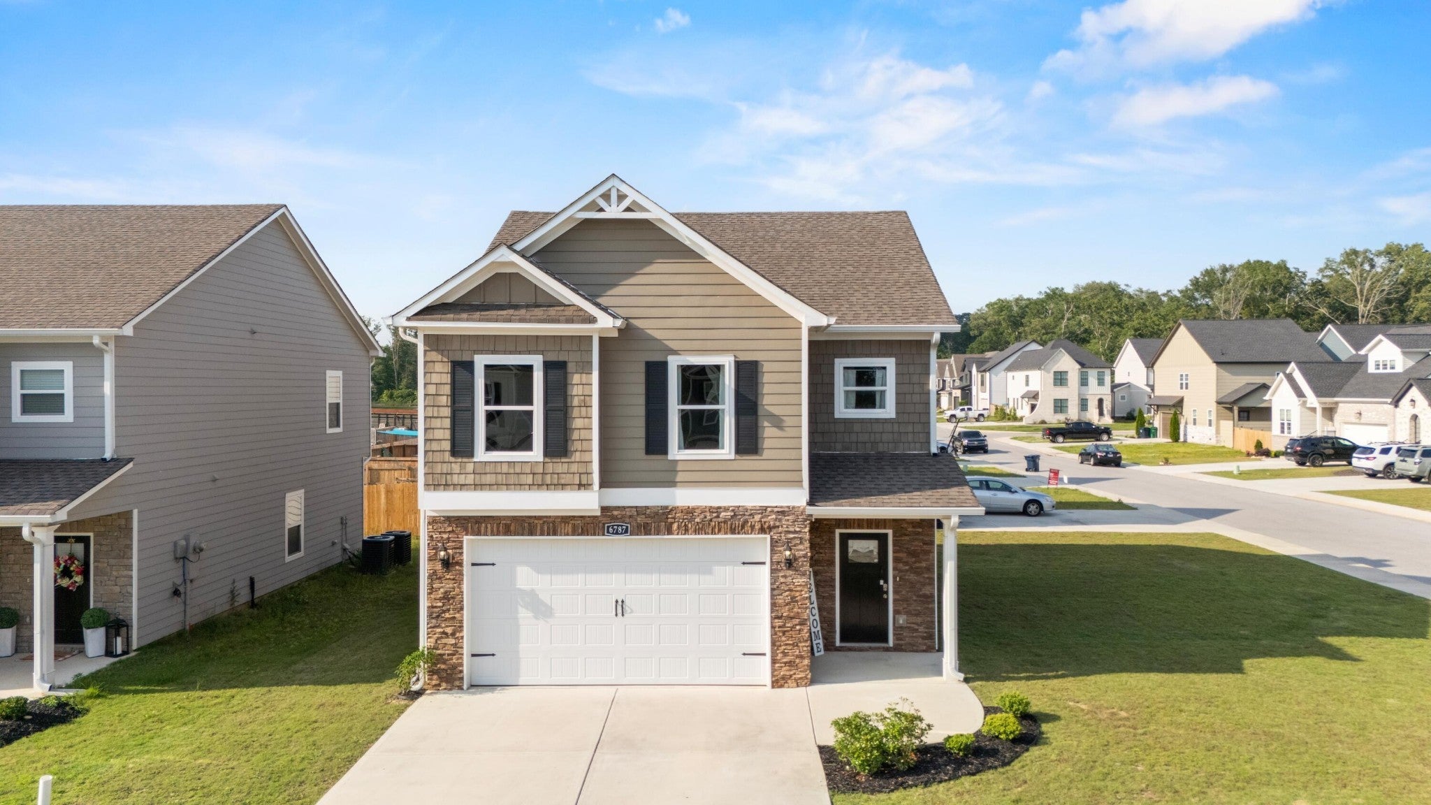Photo of Listing #2899892