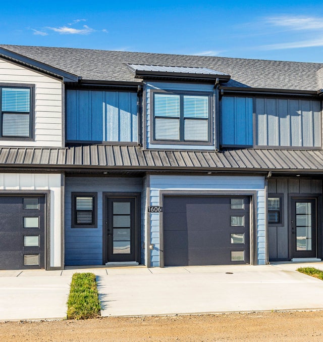 1606 Jonathan Wade Circle, Clarksville