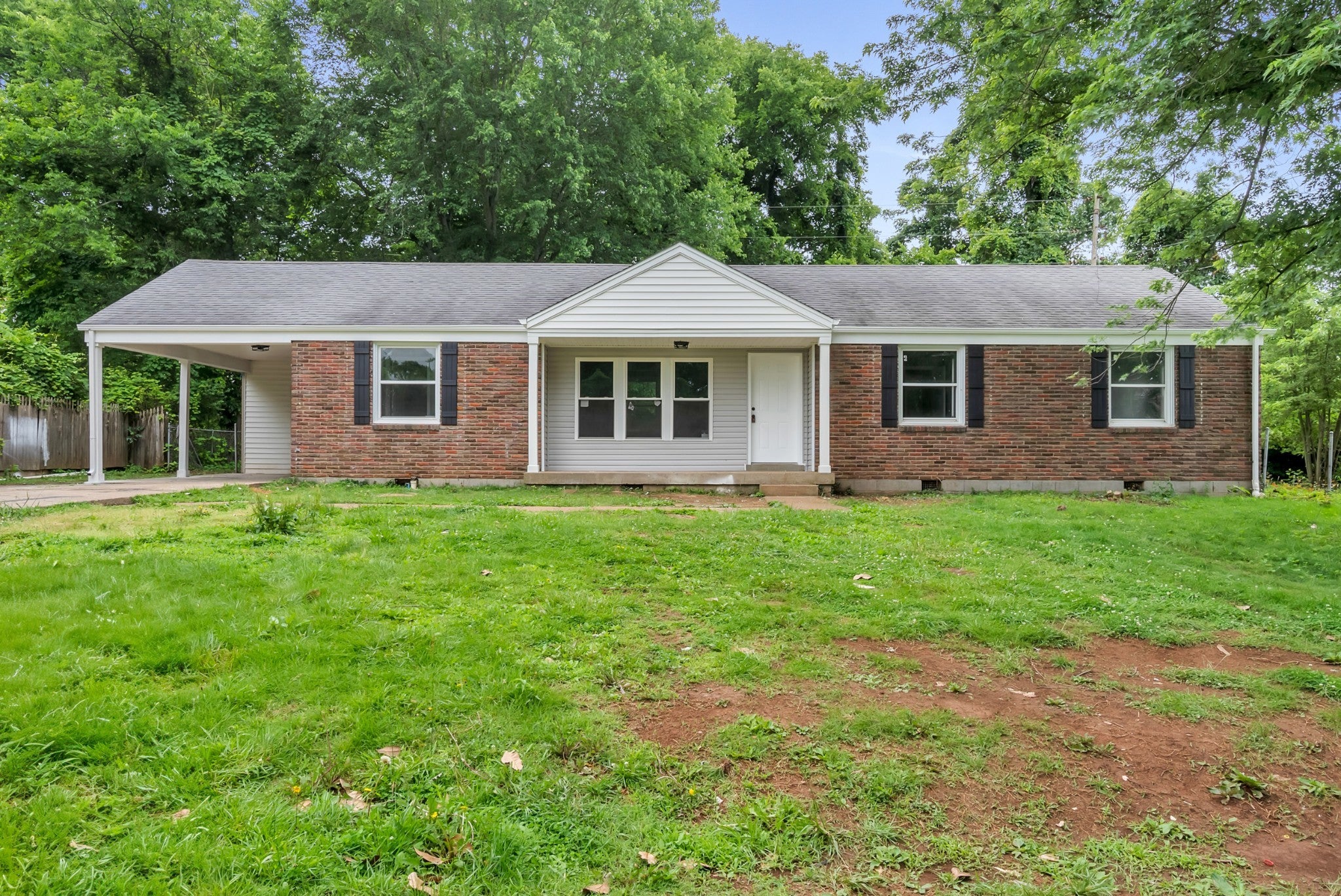 Photo of Listing #2900482