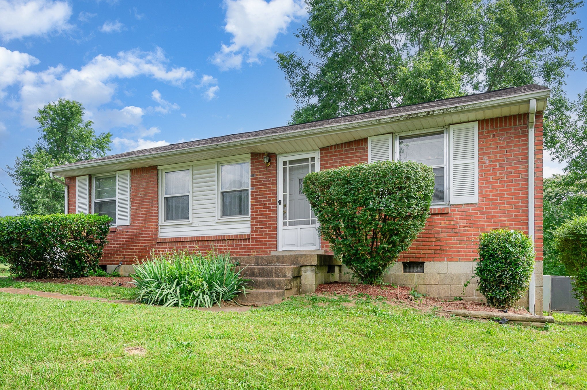 Photo of Listing #2900589