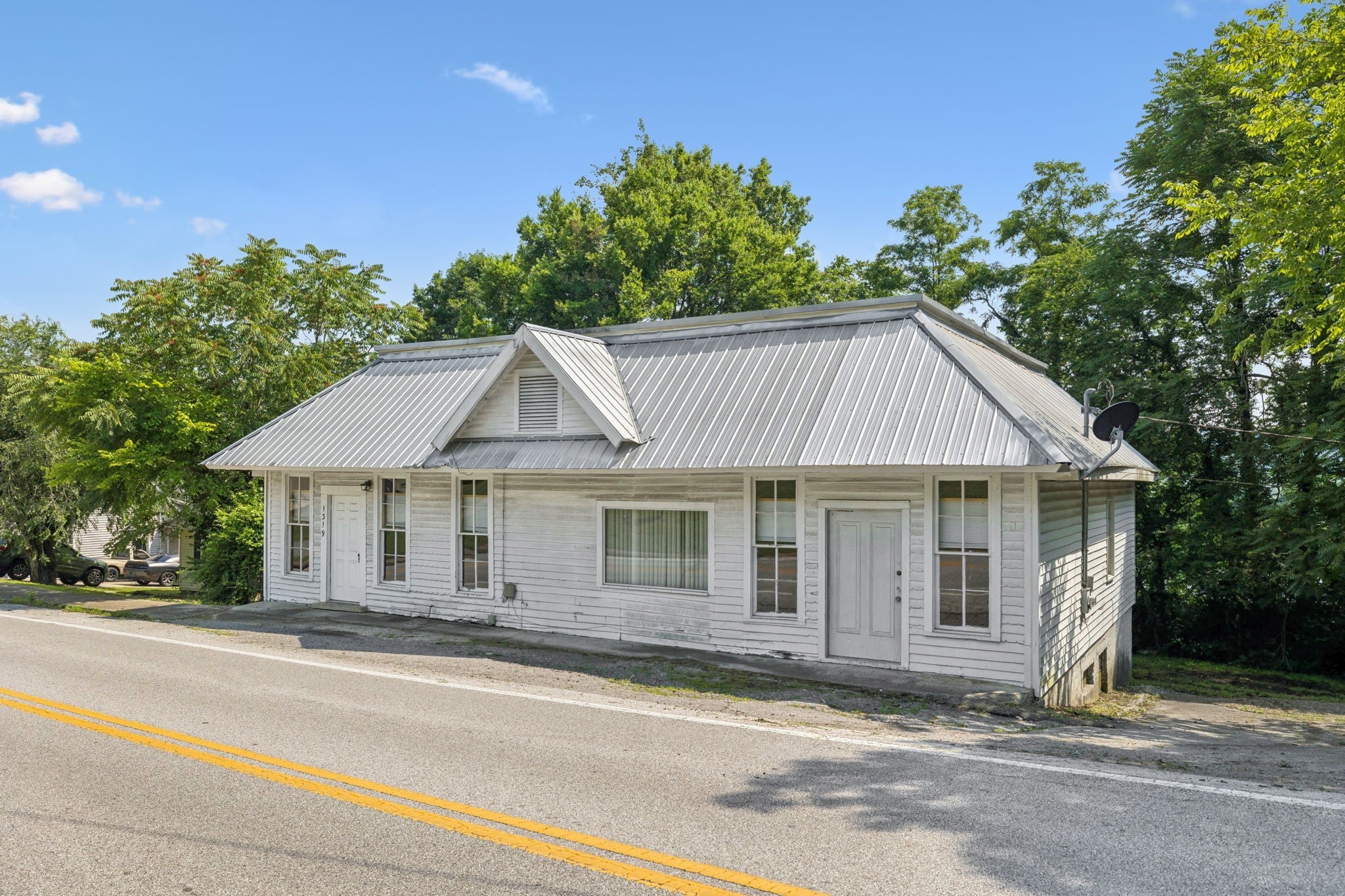 Photo of Listing #2901901