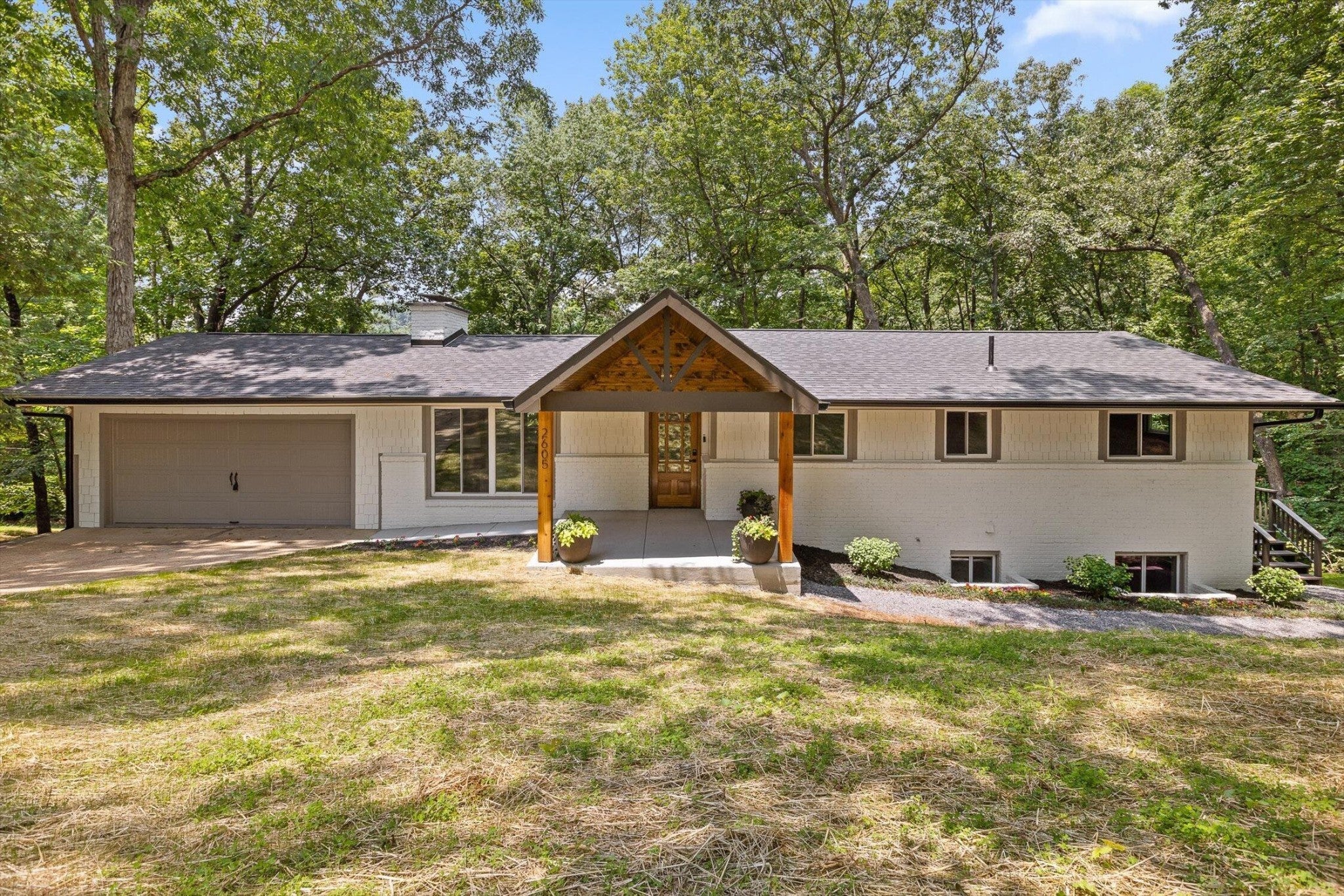Photo of Listing #2901926