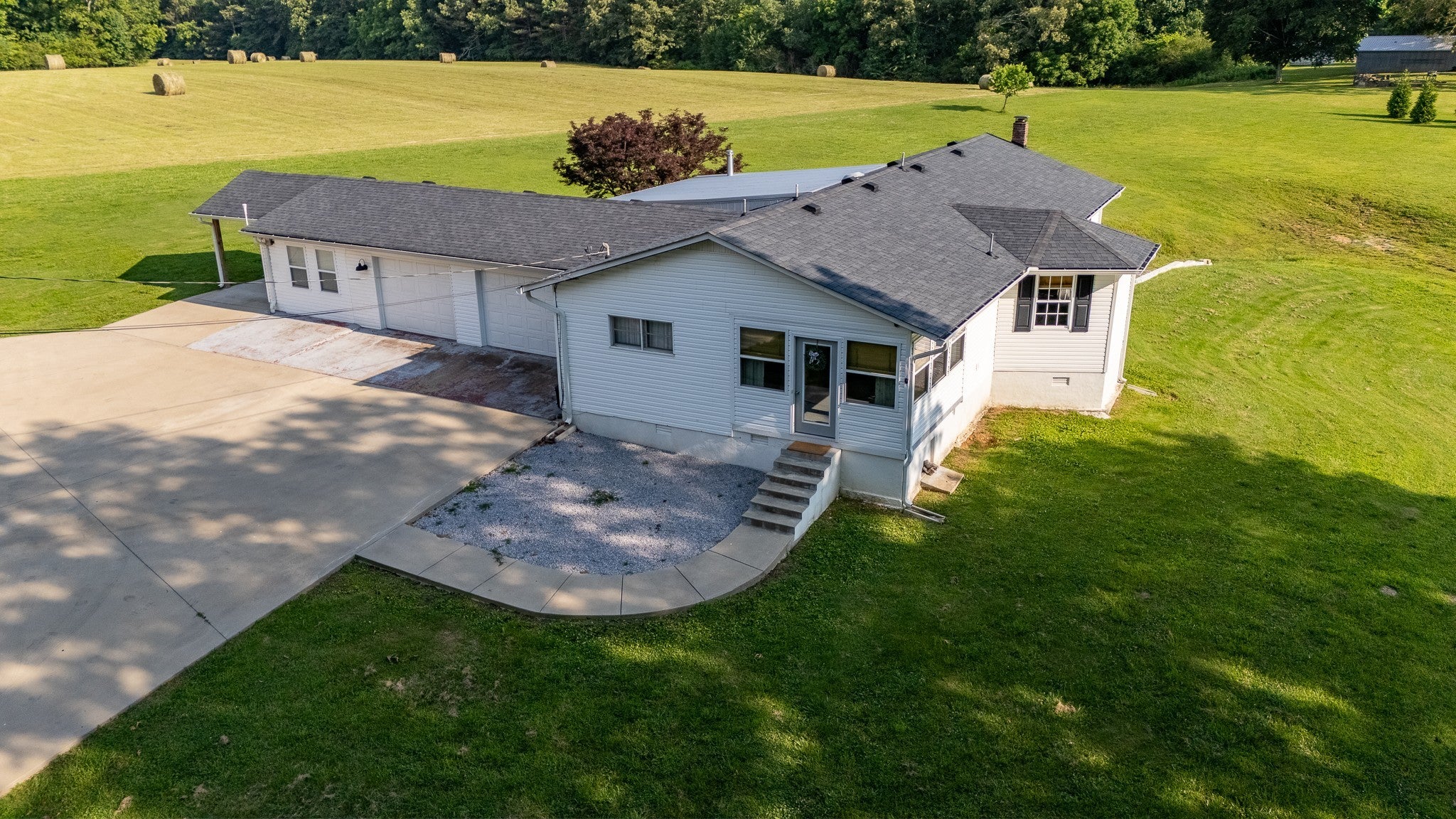 Photo of Listing #2901952