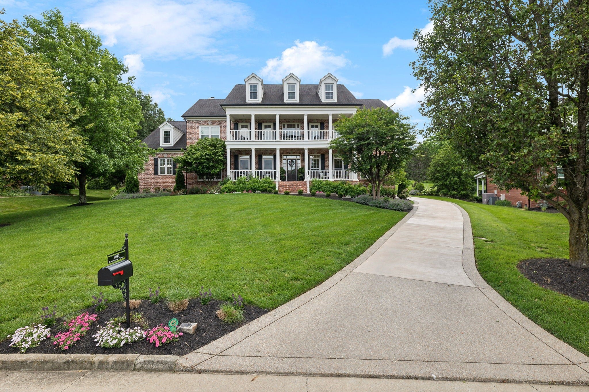 Photo of Listing #2904440