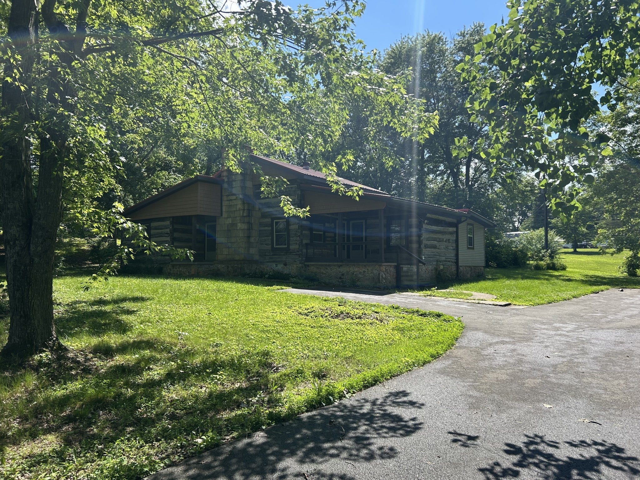 Photo of Listing #2904477