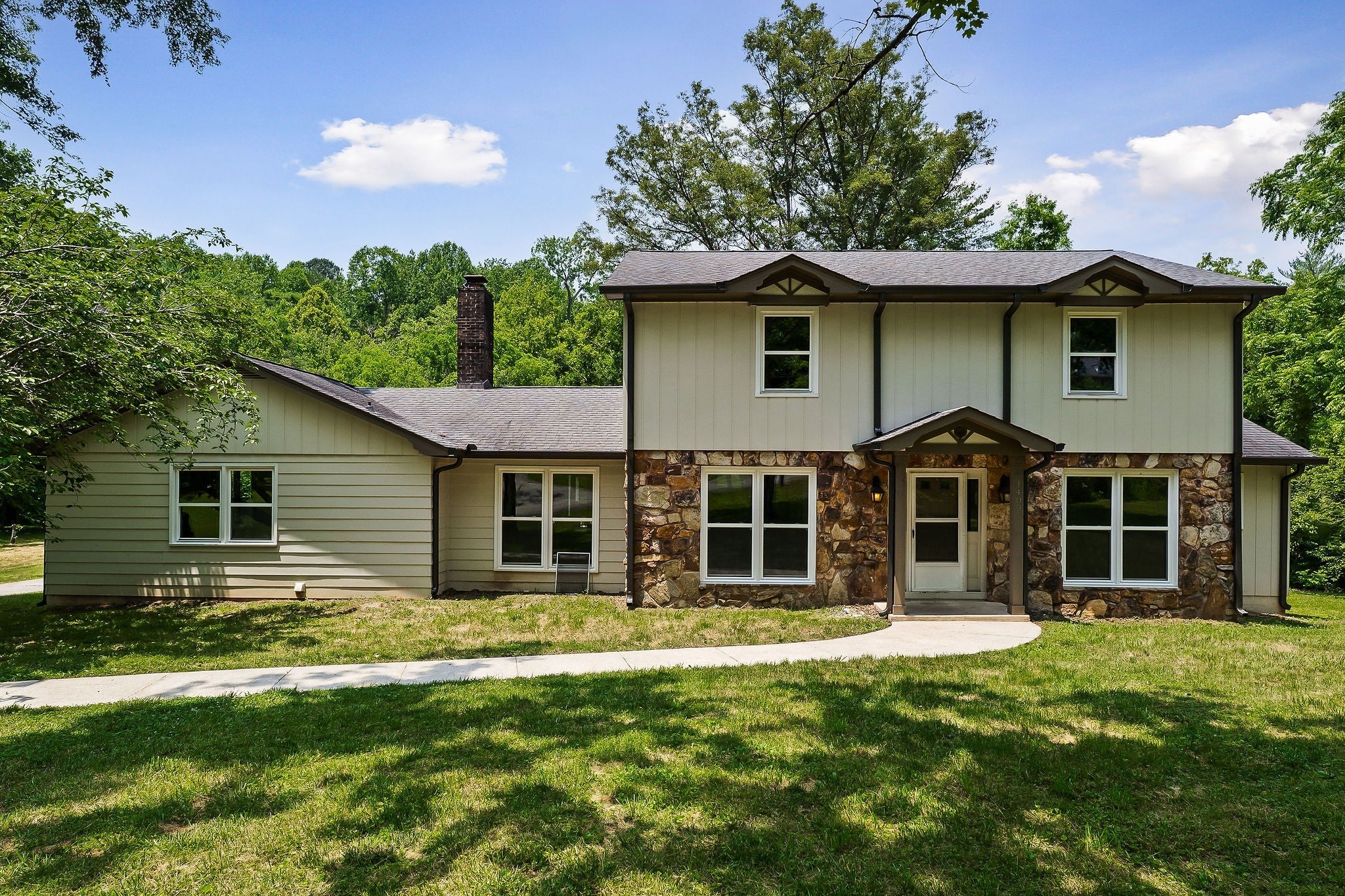 Photo of Listing #2904813