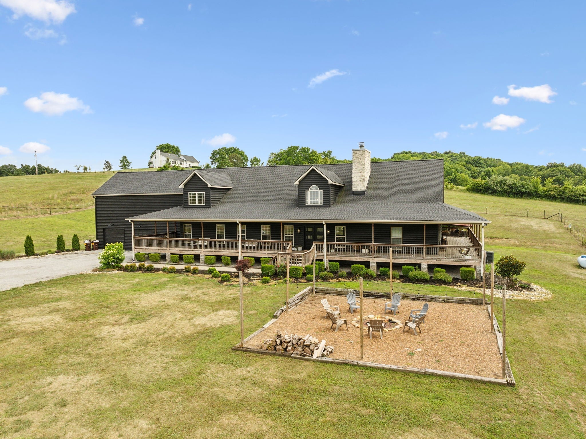 Photo of Listing #2905169