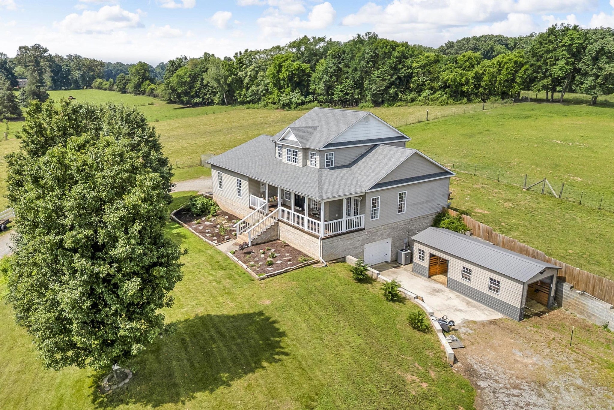 Photo of Listing #2905288