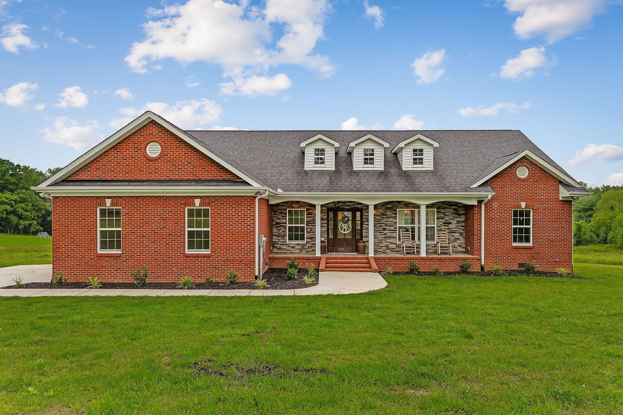 Photo of Listing #2905356