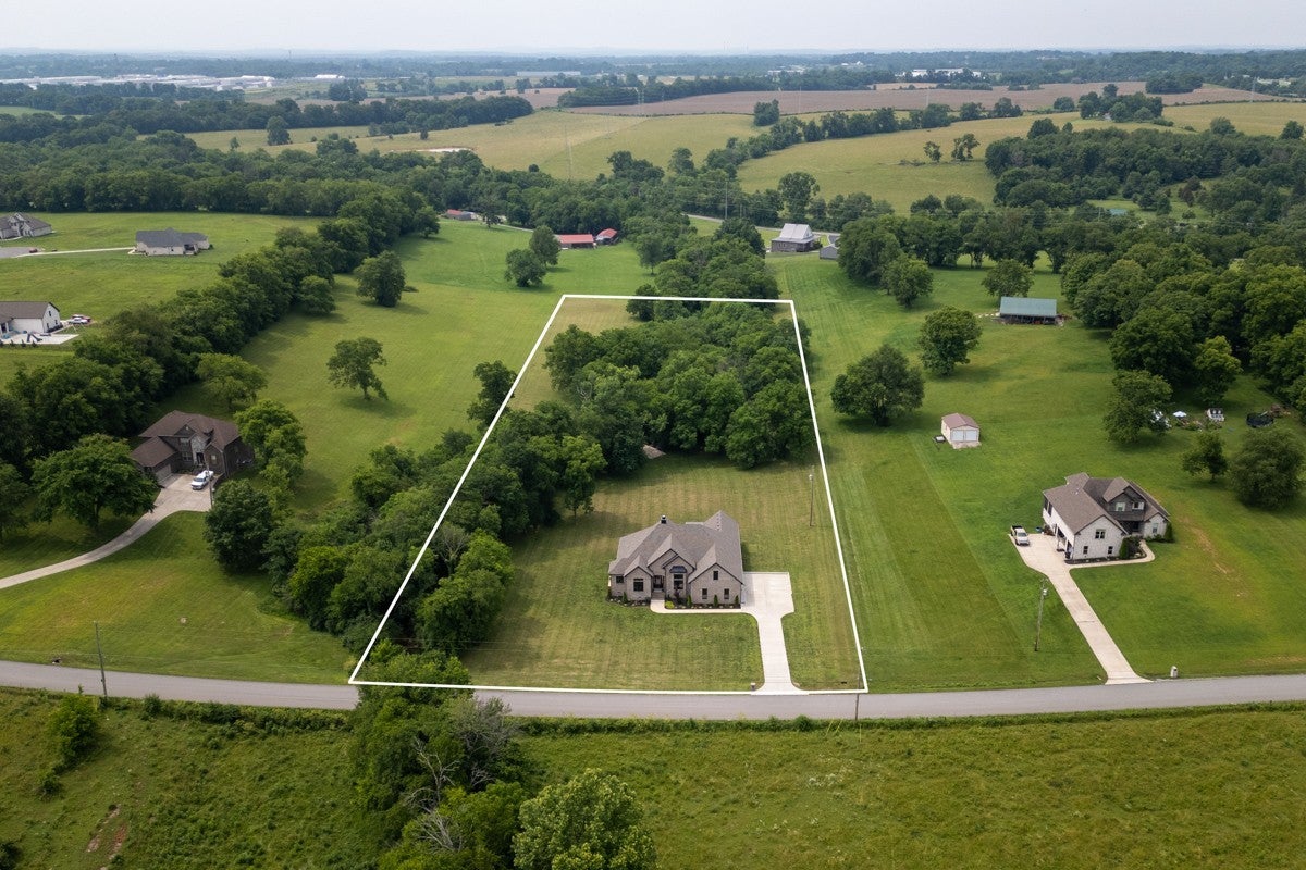 Photo of Listing #2905469