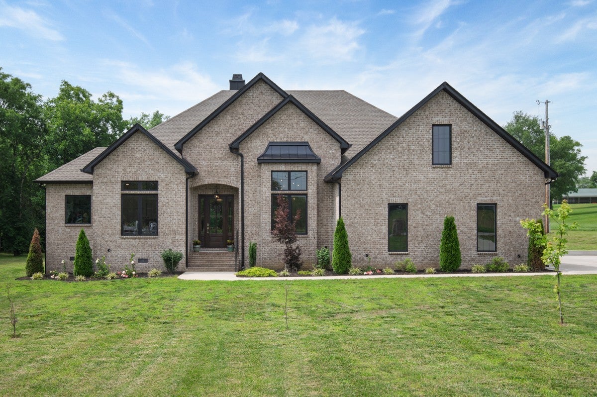 Photo of Listing #2905469