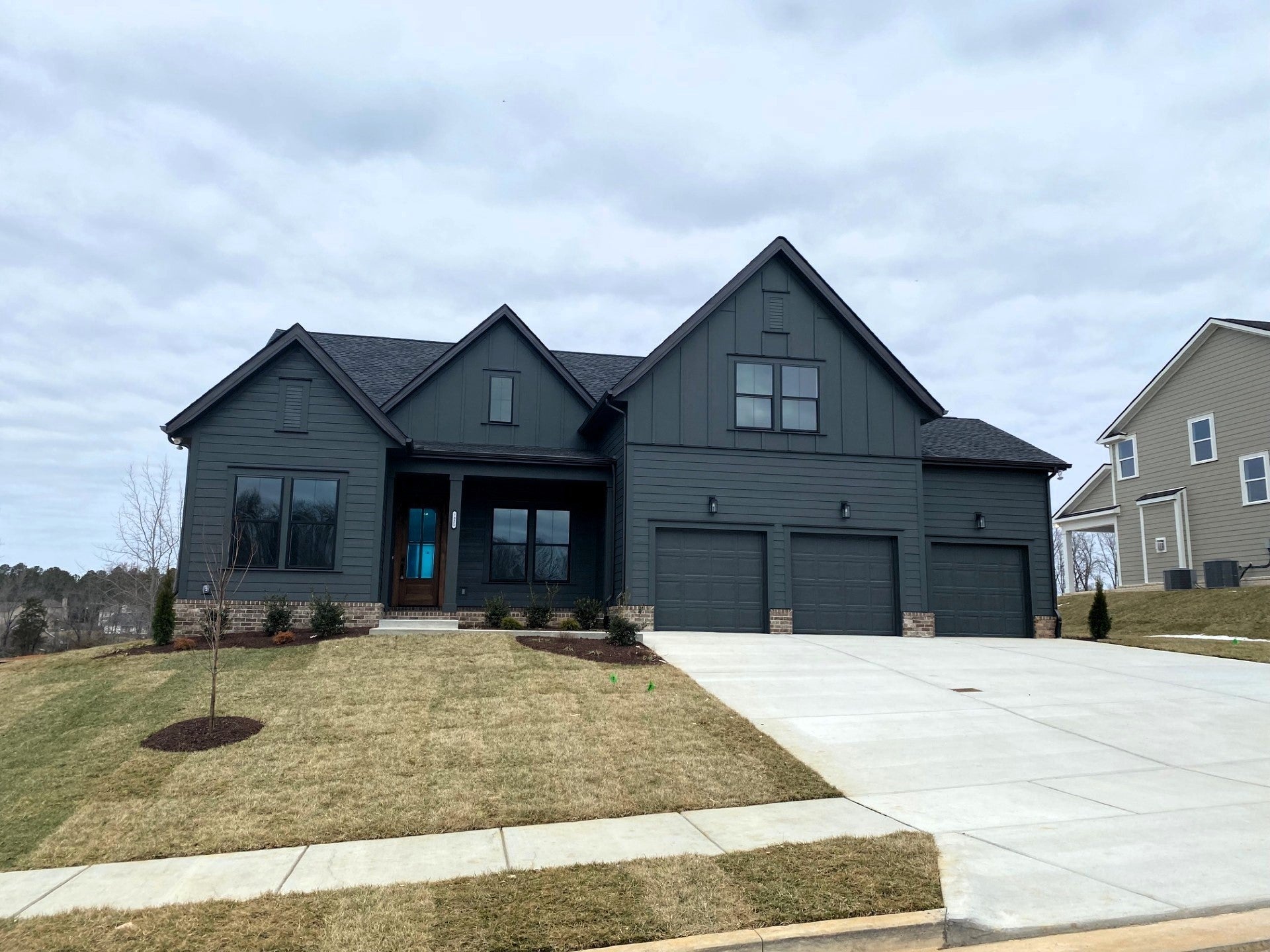 Photo of Listing #2905533