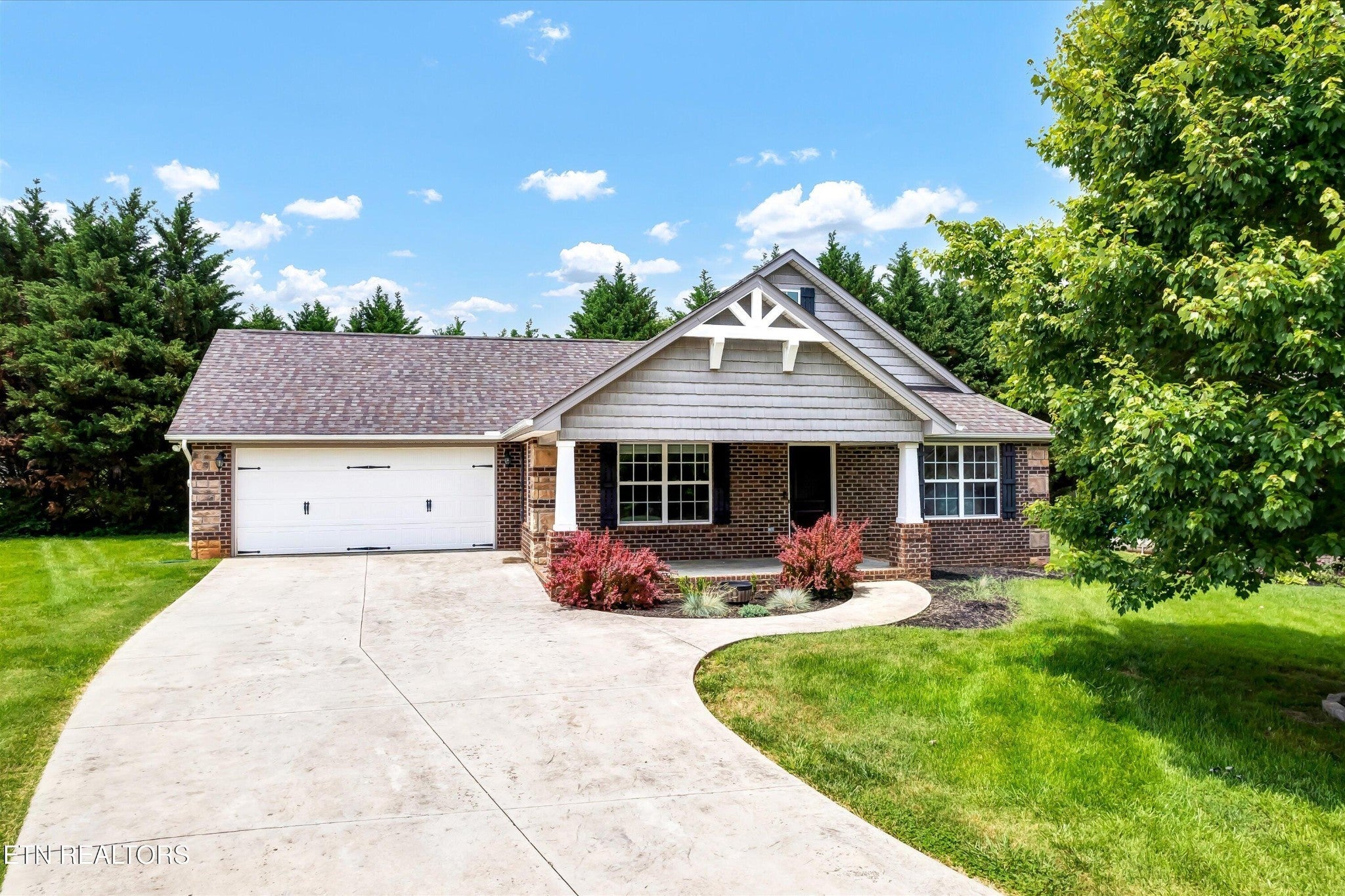 Photo of Listing #2905551