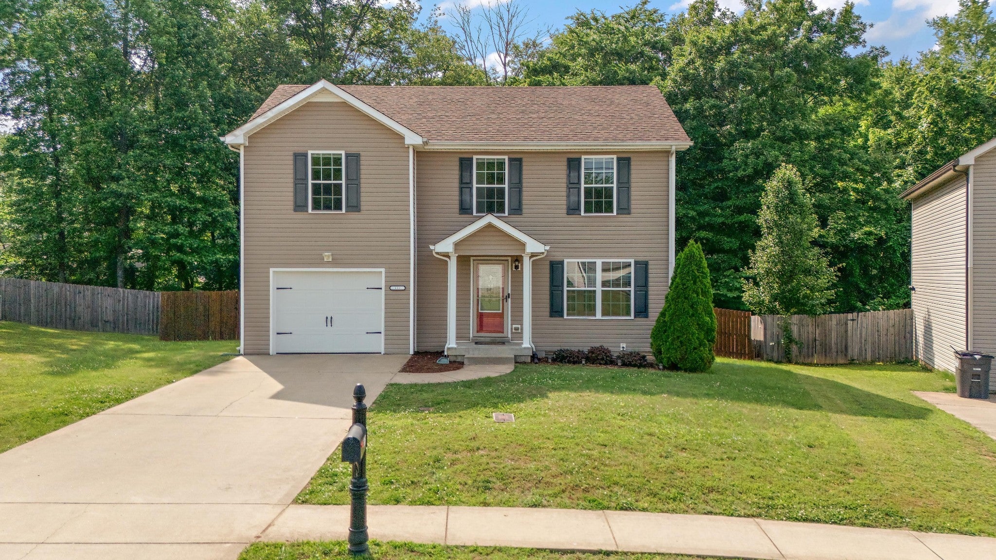 Photo of Listing #2905552