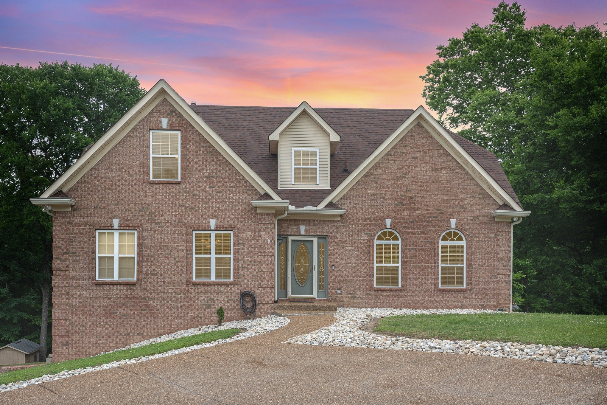 Photo of Listing #2905563