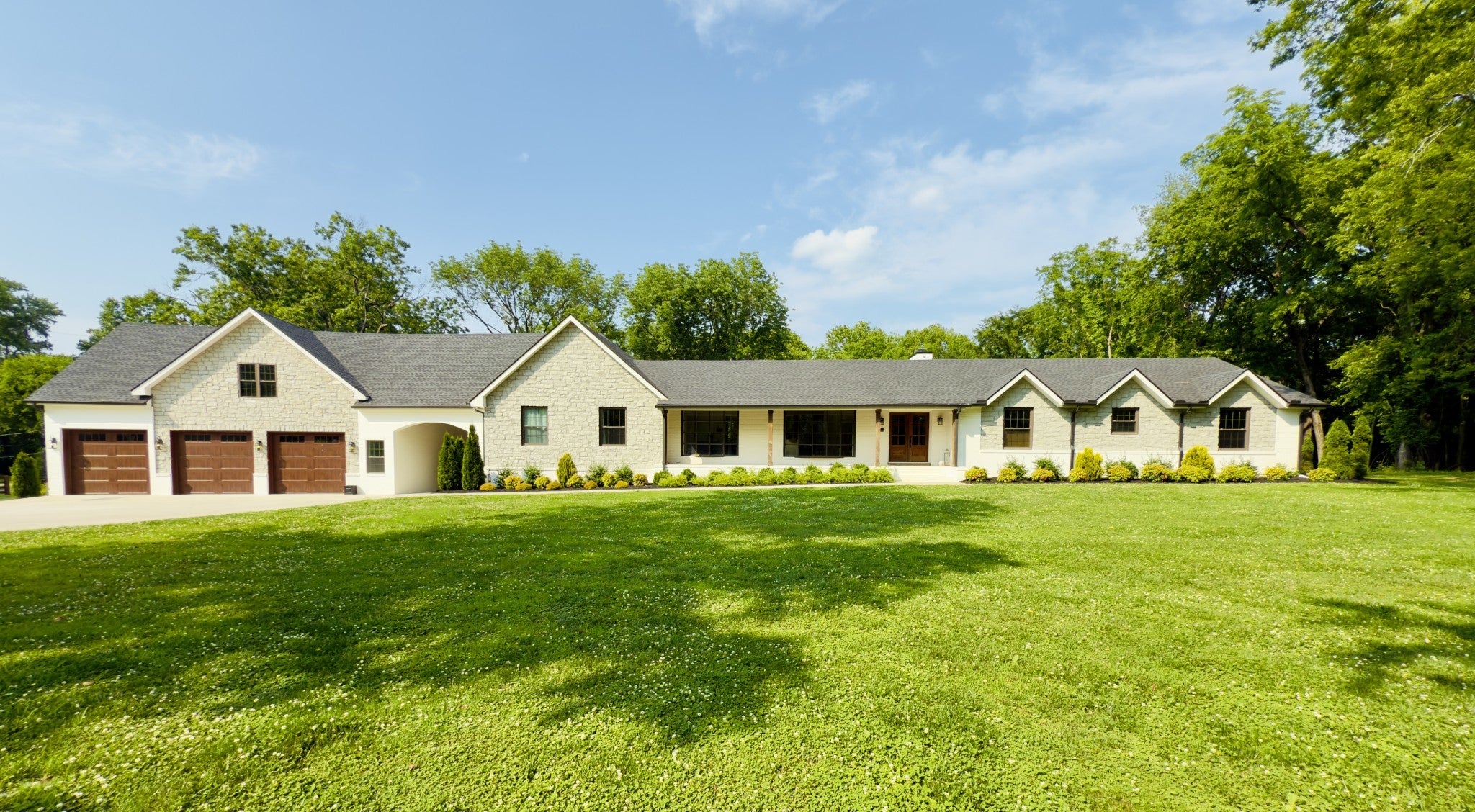 Photo of Listing #2905631