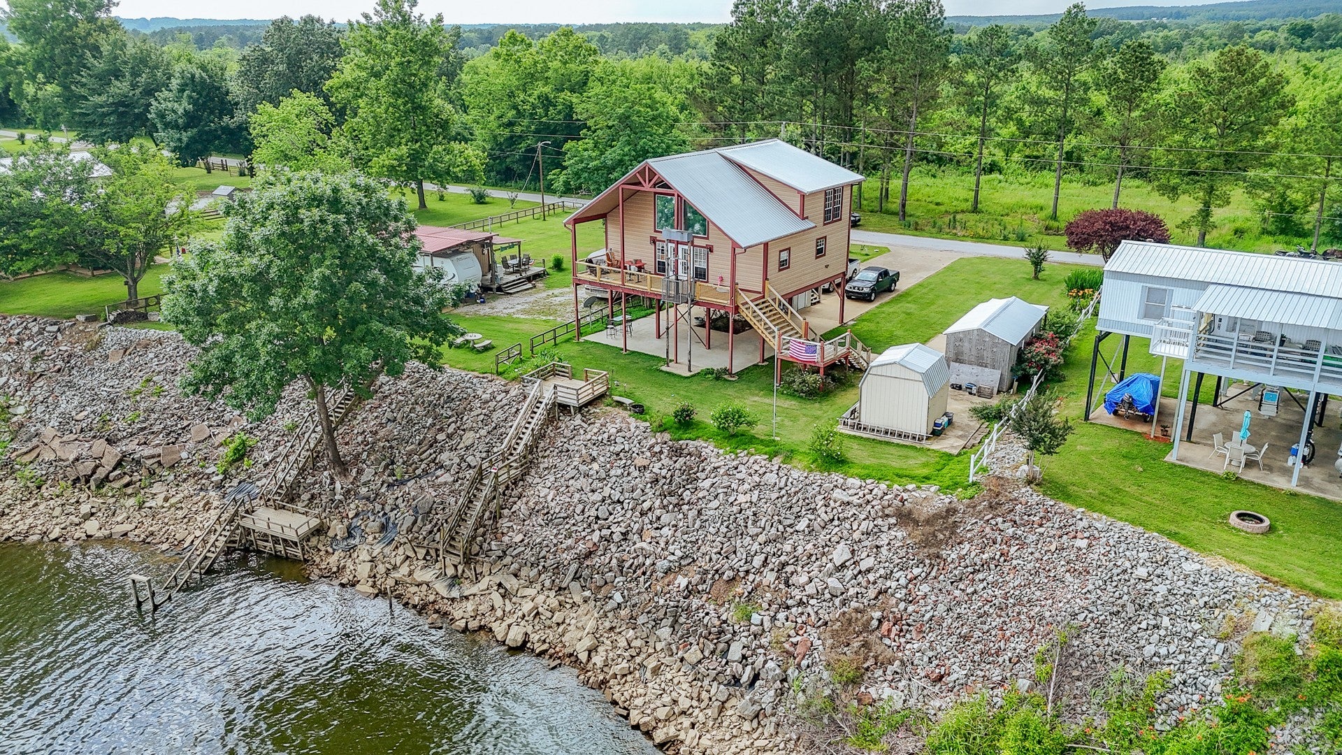 Photo of Listing #2905655