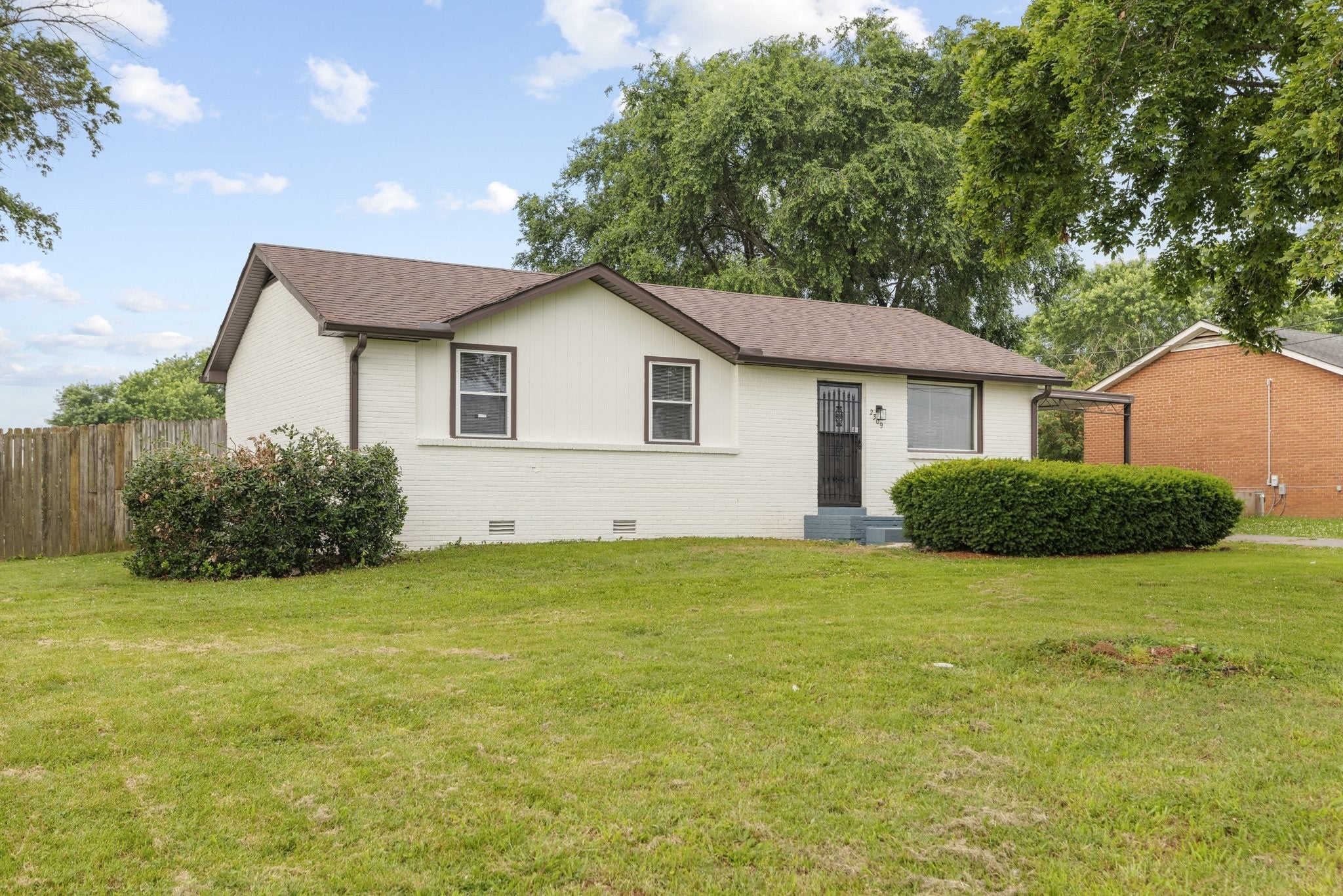 Photo of Listing #2905657